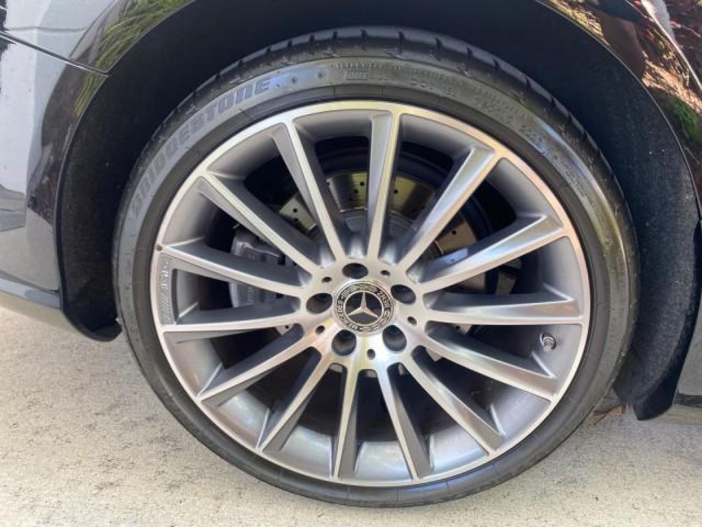 2020 Black /Black Mercedes-Benz SL 450 1 OWNER LOW MILES 18,591 (W1KJK6GA6LF) with an 3.0L Bi-Turbo V6 Engine engine, Automatic transmission, located at 4701 North Dixie Hwy, Pompano Beach, FL, 33064, (954) 422-2889, 26.240938, -80.123474 - OUR WEBPAGE FLORIDACARS1.COM HAS OVER 100 PHOTOS AND FREE CARFAX LINK 2020 MERCEDES-BENZ SL-CLASS SL 450 VIN: W1KJK6GA6LF060243 W 1 K J K 6 G A 6 L F 0 6 0 2 4 3 CONVERTIBLE HARD TOP 3.0L V6 GASOLINE REAR WHEEL DRIVE Highlighted Features AMG PACKAGE HARD TOP RETRACTABLE WITH SUNROOF AMBIENT LIGHTING - Photo#89