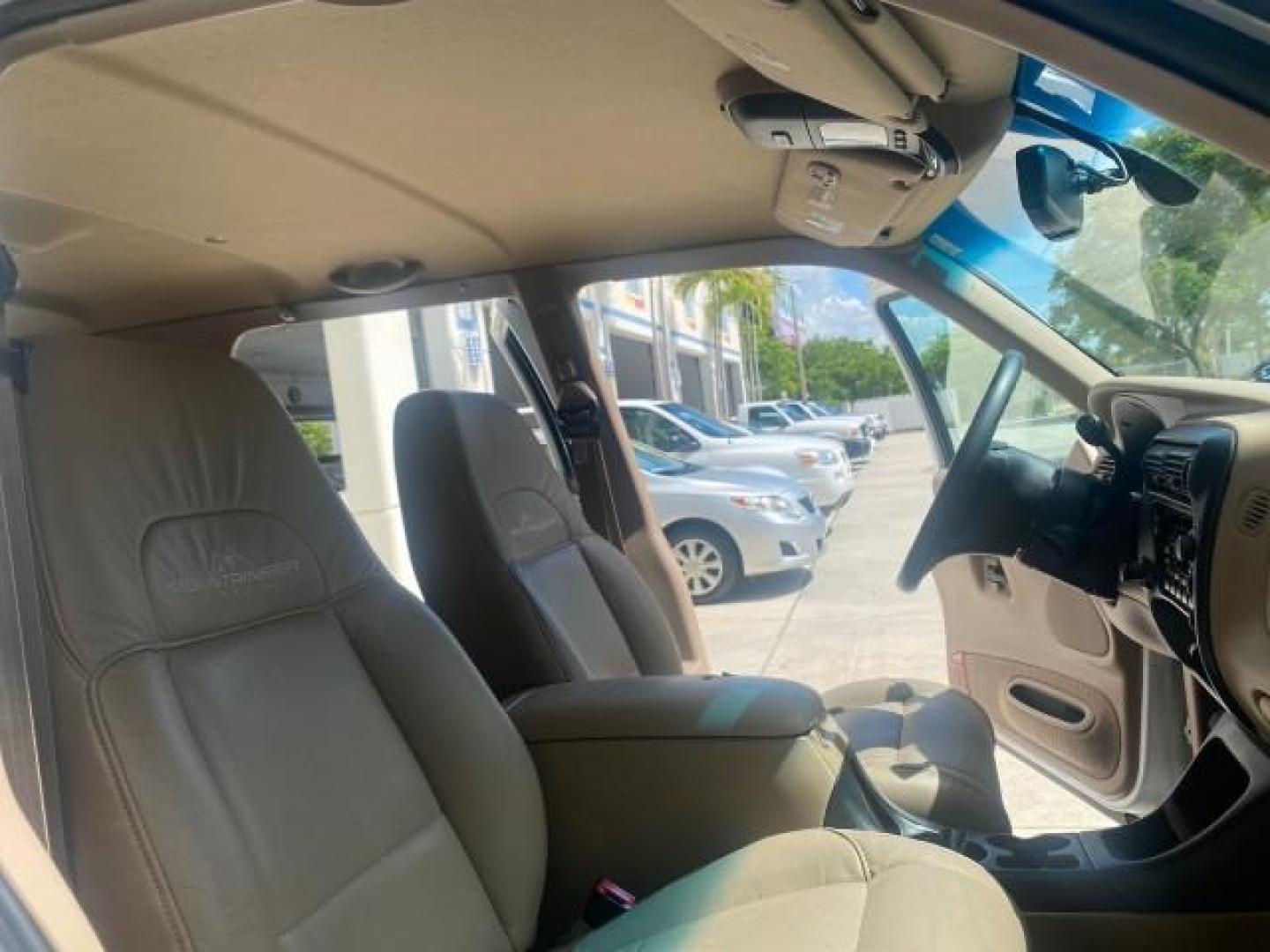1999 Oxford White /Prairie Tan Mercury Mountaineer 1 OWNER FL LOW MILES (4M2DU52P6XU) with an 5.0L SEFI V8 Engine engine, Automatic transmission, located at 4701 North Dixie Hwy, Pompano Beach, FL, 33064, (954) 422-2889, 26.240938, -80.123474 - OUR WEBPAGE FLORIDACARS1.COM HAS OVER 100 PHOTOS AND FREE CARFAX LINK 1999 MERCURY MOUNTAINEER VIN: 4M2DU52P6XUJ01084 4 M 2 D U 5 2 P 6 X U J 0 1 0 8 4 4 DOOR WAGON/SPORT UTILITY WE ORDERED A NEW GLOVE BOX COVER 5.0L V8 F GASOLINE REAR WHEEL DRIVE Top Features Alloy Wheels Leather Seats Running Boar - Photo#12