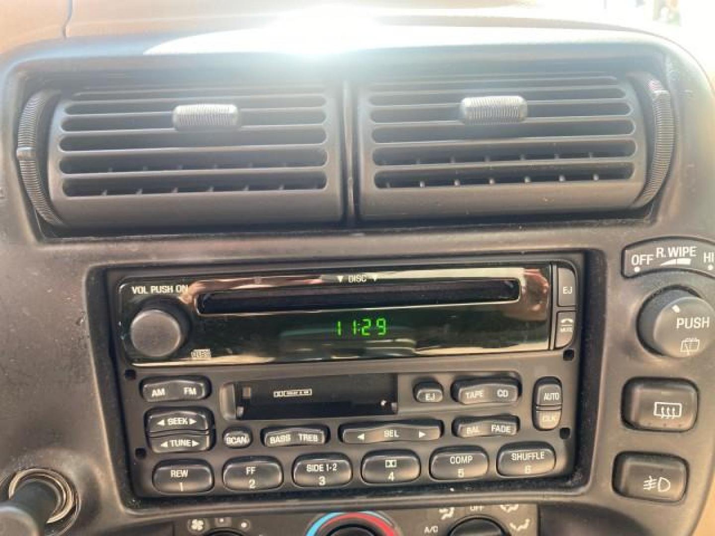 1999 Oxford White /Prairie Tan Mercury Mountaineer 1 OWNER FL LOW MILES (4M2DU52P6XU) with an 5.0L SEFI V8 Engine engine, Automatic transmission, located at 4701 North Dixie Hwy, Pompano Beach, FL, 33064, (954) 422-2889, 26.240938, -80.123474 - OUR WEBPAGE FLORIDACARS1.COM HAS OVER 100 PHOTOS AND FREE CARFAX LINK 1999 MERCURY MOUNTAINEER VIN: 4M2DU52P6XUJ01084 4 M 2 D U 5 2 P 6 X U J 0 1 0 8 4 4 DOOR WAGON/SPORT UTILITY WE ORDERED A NEW GLOVE BOX COVER 5.0L V8 F GASOLINE REAR WHEEL DRIVE Top Features Alloy Wheels Leather Seats Running Boar - Photo#47