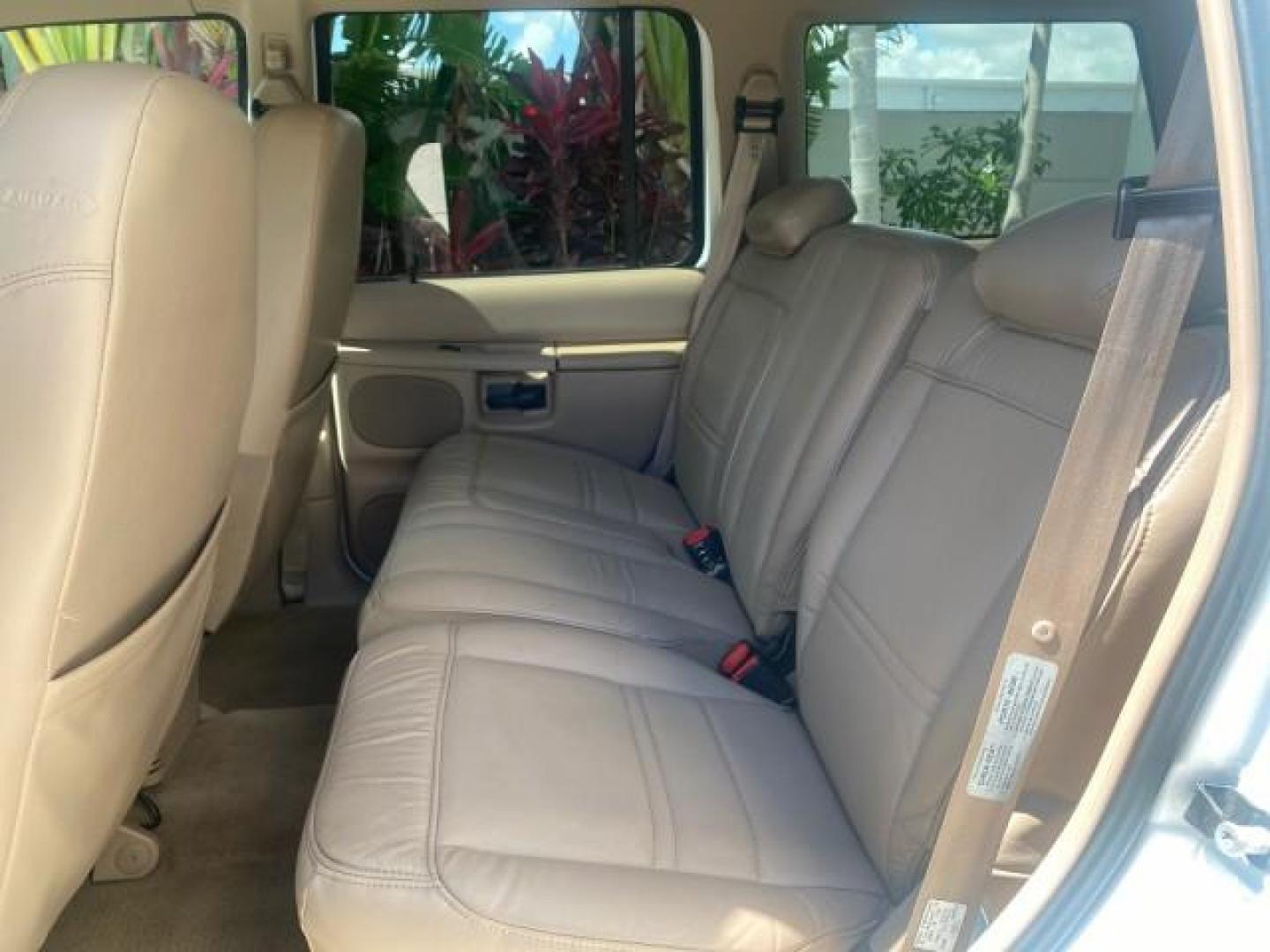 1999 Oxford White /Prairie Tan Mercury Mountaineer 1 OWNER FL LOW MILES (4M2DU52P6XU) with an 5.0L SEFI V8 Engine engine, Automatic transmission, located at 4701 North Dixie Hwy, Pompano Beach, FL, 33064, (954) 422-2889, 26.240938, -80.123474 - OUR WEBPAGE FLORIDACARS1.COM HAS OVER 100 PHOTOS AND FREE CARFAX LINK 1999 MERCURY MOUNTAINEER VIN: 4M2DU52P6XUJ01084 4 M 2 D U 5 2 P 6 X U J 0 1 0 8 4 4 DOOR WAGON/SPORT UTILITY WE ORDERED A NEW GLOVE BOX COVER 5.0L V8 F GASOLINE REAR WHEEL DRIVE Top Features Alloy Wheels Leather Seats Running Boar - Photo#66