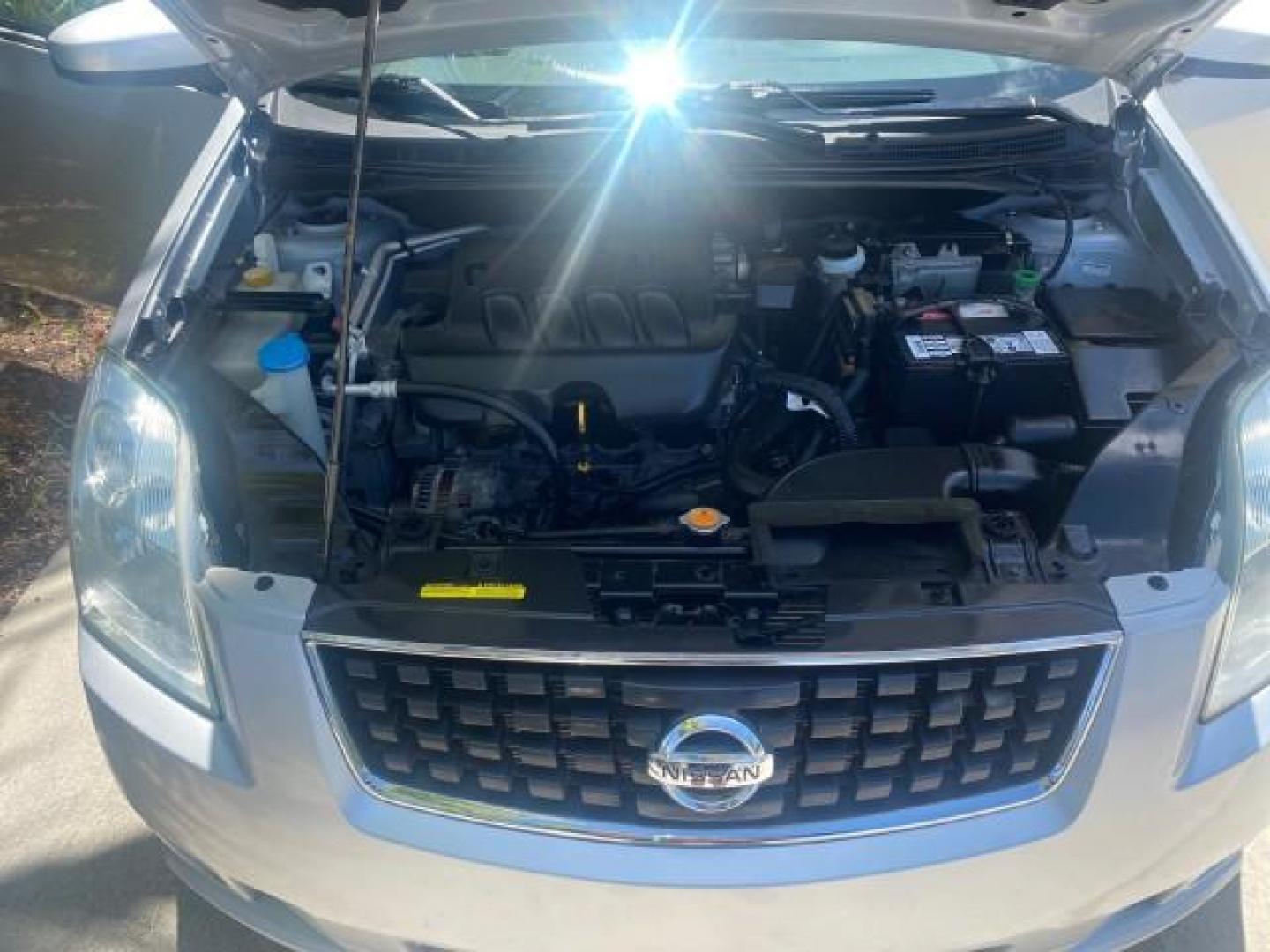 2009 Fresh Powder /Beige Nissan Sentra 2.0 SL 1 OWNER LOW MILES 37,645 (3N1AB61EX9L) with an 2.0L DOHC 16-Valve SMPI I4 Engine engine, Automatic transmission, located at 4701 North Dixie Hwy, Pompano Beach, FL, 33064, (954) 422-2889, 26.240938, -80.123474 - OUR WEBPAGE FLORIDACARS1.COM HAS OVER 100 PHOTOS AND FREE CARFAX LINK 2009 NISSAN SENTRA 2.0 30 MPG VIN: 3N1AB61EX9L688751 3 N 1 A B 6 1 E X 9 L 6 8 8 7 5 1 SEDAN 4 DR 2.0L I4 F DOHC 16V GASOLINE FRONT WHEEL DRIVE Top Features Cloth Seats Basic Features ABS Brakes AM/FM Stereo Air Conditioning Autom - Photo#17