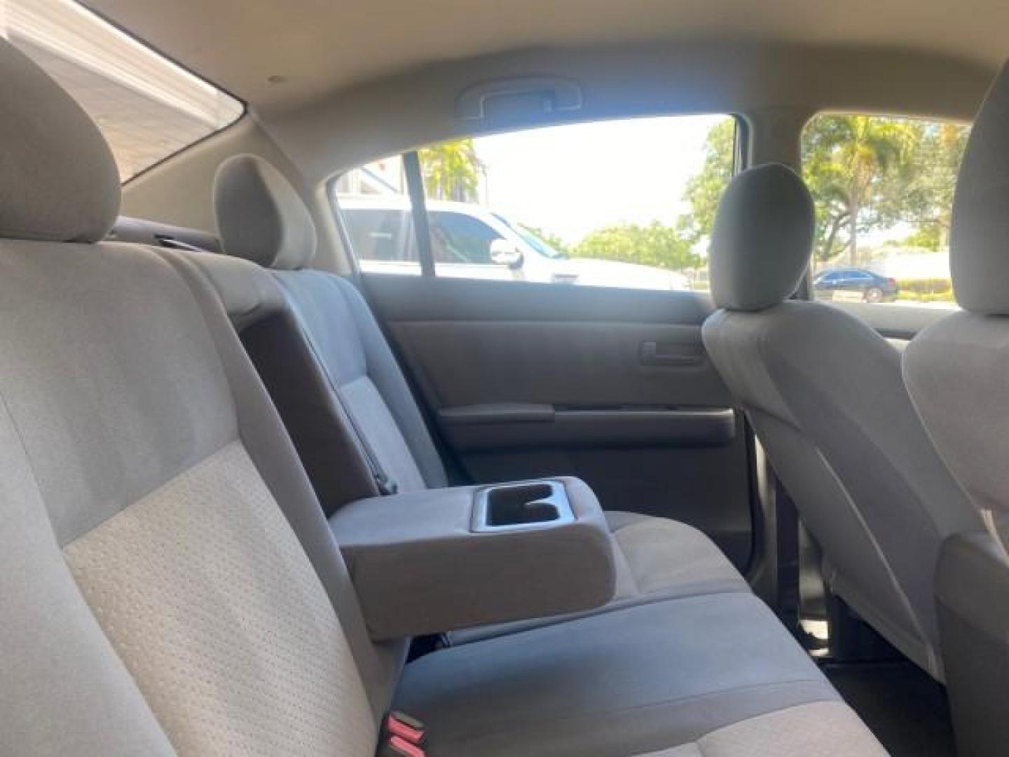 2009 Fresh Powder /Beige Nissan Sentra 2.0 SL 1 OWNER LOW MILES 37,645 (3N1AB61EX9L) with an 2.0L DOHC 16-Valve SMPI I4 Engine engine, Automatic transmission, located at 4701 North Dixie Hwy, Pompano Beach, FL, 33064, (954) 422-2889, 26.240938, -80.123474 - OUR WEBPAGE FLORIDACARS1.COM HAS OVER 100 PHOTOS AND FREE CARFAX LINK 2009 NISSAN SENTRA 2.0 30 MPG VIN: 3N1AB61EX9L688751 3 N 1 A B 6 1 E X 9 L 6 8 8 7 5 1 SEDAN 4 DR 2.0L I4 F DOHC 16V GASOLINE FRONT WHEEL DRIVE Top Features Cloth Seats Basic Features ABS Brakes AM/FM Stereo Air Conditioning Autom - Photo#89