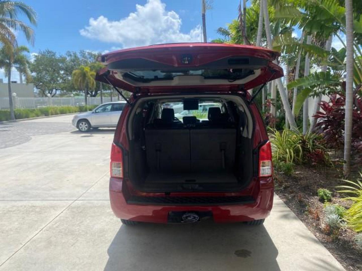 2011 Red Brick /Graphite Nissan Pathfinder LE 1 OWNER LOW MILES 54,257 (5N1AR1NN2BC) with an 4.0L DOHC 24-Valve V6 Engine engine, Automatic transmission, located at 4701 North Dixie Hwy, Pompano Beach, FL, 33064, (954) 422-2889, 26.240938, -80.123474 - OUR WEBPAGE FLORIDACARS1.COM HAS OVER 100 PHOTOS AND FREE CARFAX LINK 2011 NISSAN PATHFINDER S VIN: 5N1AR1NN2BC610435 5 N 1 A R 1 N N 2 B C 6 1 0 4 3 5 4 DOOR WAGON/SPORT UTILITY 4.0L V6 F DOHC 24V GASOLINE REAR WHEEL DRIVE Top Features Alloy Wheels BOSE Sound System Fold-Away Third Row Front Seat H - Photo#91