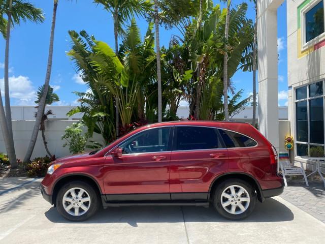 2008 Tango Red Pearl /Gray Honda CR-V EX-L LOW MILES 67,980 (JHLRE38708C) with an 2.4L DOHC MPFI 16-Valve i-VTEC I4 Engine engine, Automatic transmission, located at 4701 North Dixie Hwy, Pompano Beach, FL, 33064, (954) 422-2889, 26.240938, -80.123474 - OUR WEBPAGE FLORIDACARS1.COM HAS OVER 100 PHOTOS AND FREE CARFAX LINK 2008 HONDA CR-V EX-L VIN:JHLRE38708C027319 4 DOOR WAGON/SPORT UTILITY 2.4L I4 F DOHC 16V GASOLINE FRONT WHEEL DRIVE Top Features Alloy Wheels Front Seat Heaters Leather Seats Running Boards Satellite Radio Ready Sunroof(s) Basic F - Photo#4