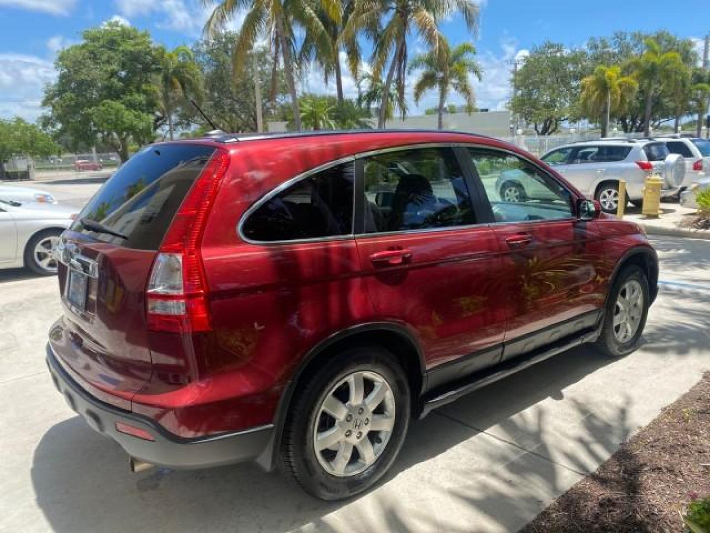 2008 Tango Red Pearl /Gray Honda CR-V EX-L LOW MILES 67,975 (JHLRE38708C) with an 2.4L DOHC MPFI 16-Valve i-VTEC I4 Engine engine, Automatic transmission, located at 4701 North Dixie Hwy, Pompano Beach, FL, 33064, (954) 422-2889, 26.240938, -80.123474 - OUR WEBPAGE FLORIDACARS1.COM HAS OVER 100 PHOTOS AND FREE CARFAX LINK 2008 HONDA CR-V EX-L VIN:JHLRE38708C027319 4 DOOR WAGON/SPORT UTILITY 2.4L I4 F DOHC 16V GASOLINE FRONT WHEEL DRIVE Top Features Alloy Wheels Front Seat Heaters Leather Seats Running Boards Satellite Radio Ready Sunroof(s) Basic F - Photo#7
