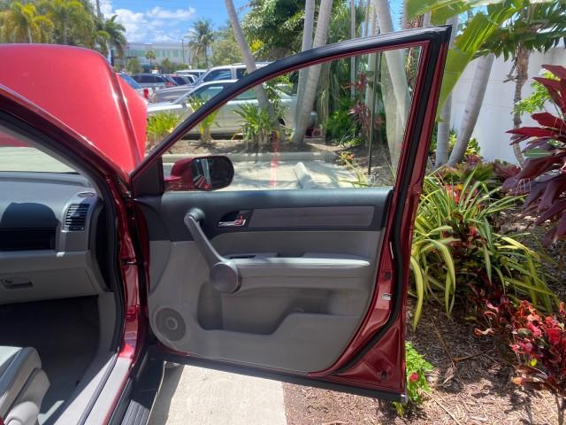 2008 Tango Red Pearl /Gray Honda CR-V EX-L LOW MILES 67,980 (JHLRE38708C) with an 2.4L DOHC MPFI 16-Valve i-VTEC I4 Engine engine, Automatic transmission, located at 4701 North Dixie Hwy, Pompano Beach, FL, 33064, (954) 422-2889, 26.240938, -80.123474 - OUR WEBPAGE FLORIDACARS1.COM HAS OVER 100 PHOTOS AND FREE CARFAX LINK 2008 HONDA CR-V EX-L VIN:JHLRE38708C027319 4 DOOR WAGON/SPORT UTILITY 2.4L I4 F DOHC 16V GASOLINE FRONT WHEEL DRIVE Top Features Alloy Wheels Front Seat Heaters Leather Seats Running Boards Satellite Radio Ready Sunroof(s) Basic F - Photo#11