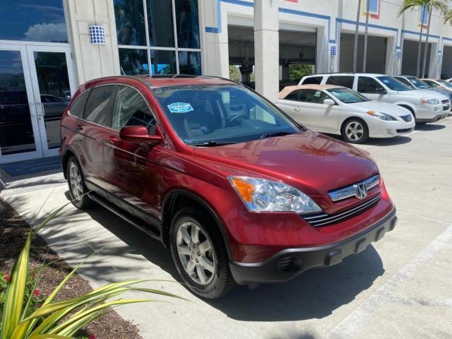 2008 Tango Red Pearl /Gray Honda CR-V EX-L LOW MILES 67,975 (JHLRE38708C) with an 2.4L DOHC MPFI 16-Valve i-VTEC I4 Engine engine, Automatic transmission, located at 4701 North Dixie Hwy, Pompano Beach, FL, 33064, (954) 422-2889, 26.240938, -80.123474 - OUR WEBPAGE FLORIDACARS1.COM HAS OVER 100 PHOTOS AND FREE CARFAX LINK 2008 HONDA CR-V EX-L VIN:JHLRE38708C027319 4 DOOR WAGON/SPORT UTILITY 2.4L I4 F DOHC 16V GASOLINE FRONT WHEEL DRIVE Top Features Alloy Wheels Front Seat Heaters Leather Seats Running Boards Satellite Radio Ready Sunroof(s) Basic F - Photo#24
