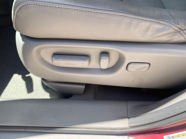 2008 Tango Red Pearl /Gray Honda CR-V EX-L LOW MILES 67,980 (JHLRE38708C) with an 2.4L DOHC MPFI 16-Valve i-VTEC I4 Engine engine, Automatic transmission, located at 4701 North Dixie Hwy, Pompano Beach, FL, 33064, (954) 422-2889, 26.240938, -80.123474 - OUR WEBPAGE FLORIDACARS1.COM HAS OVER 100 PHOTOS AND FREE CARFAX LINK 2008 HONDA CR-V EX-L VIN:JHLRE38708C027319 4 DOOR WAGON/SPORT UTILITY 2.4L I4 F DOHC 16V GASOLINE FRONT WHEEL DRIVE Top Features Alloy Wheels Front Seat Heaters Leather Seats Running Boards Satellite Radio Ready Sunroof(s) Basic F - Photo#32