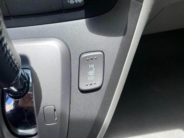 2008 Tango Red Pearl /Gray Honda CR-V EX-L LOW MILES 67,980 (JHLRE38708C) with an 2.4L DOHC MPFI 16-Valve i-VTEC I4 Engine engine, Automatic transmission, located at 4701 North Dixie Hwy, Pompano Beach, FL, 33064, (954) 422-2889, 26.240938, -80.123474 - OUR WEBPAGE FLORIDACARS1.COM HAS OVER 100 PHOTOS AND FREE CARFAX LINK 2008 HONDA CR-V EX-L VIN:JHLRE38708C027319 4 DOOR WAGON/SPORT UTILITY 2.4L I4 F DOHC 16V GASOLINE FRONT WHEEL DRIVE Top Features Alloy Wheels Front Seat Heaters Leather Seats Running Boards Satellite Radio Ready Sunroof(s) Basic F - Photo#50