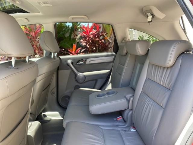 2008 Tango Red Pearl /Gray Honda CR-V EX-L LOW MILES 67,980 (JHLRE38708C) with an 2.4L DOHC MPFI 16-Valve i-VTEC I4 Engine engine, Automatic transmission, located at 4701 North Dixie Hwy, Pompano Beach, FL, 33064, (954) 422-2889, 26.240938, -80.123474 - OUR WEBPAGE FLORIDACARS1.COM HAS OVER 100 PHOTOS AND FREE CARFAX LINK 2008 HONDA CR-V EX-L VIN:JHLRE38708C027319 4 DOOR WAGON/SPORT UTILITY 2.4L I4 F DOHC 16V GASOLINE FRONT WHEEL DRIVE Top Features Alloy Wheels Front Seat Heaters Leather Seats Running Boards Satellite Radio Ready Sunroof(s) Basic F - Photo#70