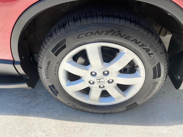 2008 Tango Red Pearl /Gray Honda CR-V EX-L LOW MILES 67,980 (JHLRE38708C) with an 2.4L DOHC MPFI 16-Valve i-VTEC I4 Engine engine, Automatic transmission, located at 4701 North Dixie Hwy, Pompano Beach, FL, 33064, (954) 422-2889, 26.240938, -80.123474 - OUR WEBPAGE FLORIDACARS1.COM HAS OVER 100 PHOTOS AND FREE CARFAX LINK 2008 HONDA CR-V EX-L VIN:JHLRE38708C027319 4 DOOR WAGON/SPORT UTILITY 2.4L I4 F DOHC 16V GASOLINE FRONT WHEEL DRIVE Top Features Alloy Wheels Front Seat Heaters Leather Seats Running Boards Satellite Radio Ready Sunroof(s) Basic F - Photo#79