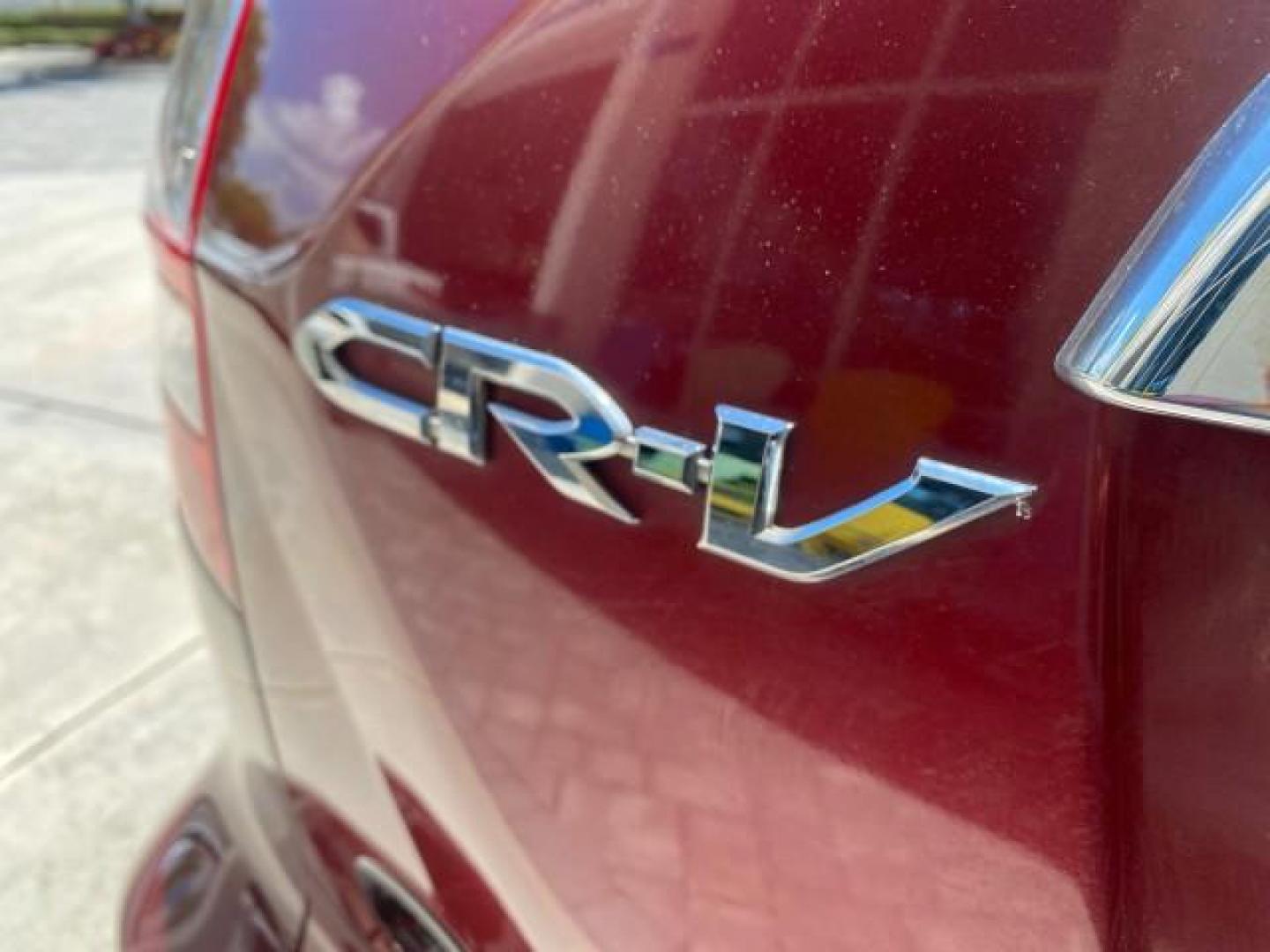 2008 Tango Red Pearl /Gray Honda CR-V EX-L LOW MILES 67,975 (JHLRE38708C) with an 2.4L DOHC MPFI 16-Valve i-VTEC I4 Engine engine, Automatic transmission, located at 4701 North Dixie Hwy, Pompano Beach, FL, 33064, (954) 422-2889, 26.240938, -80.123474 - OUR WEBPAGE FLORIDACARS1.COM HAS OVER 100 PHOTOS AND FREE CARFAX LINK 2008 HONDA CR-V EX-L VIN:JHLRE38708C027319 4 DOOR WAGON/SPORT UTILITY 2.4L I4 F DOHC 16V GASOLINE FRONT WHEEL DRIVE Top Features Alloy Wheels Front Seat Heaters Leather Seats Running Boards Satellite Radio Ready Sunroof(s) Basic F - Photo#86