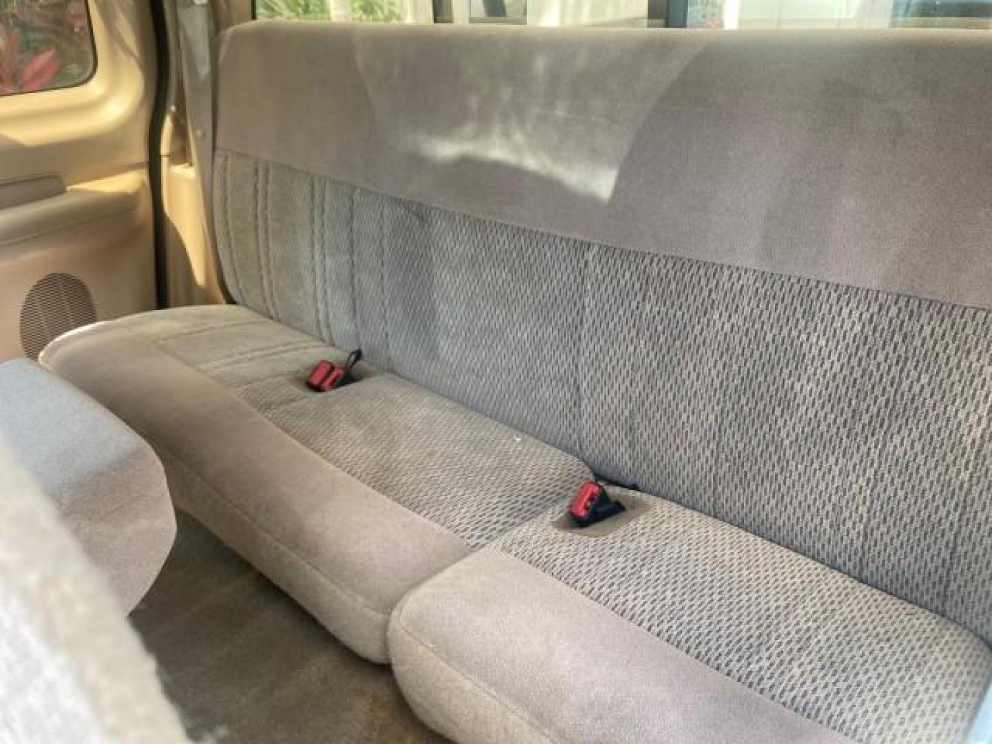 1997 Dark Toreador Red (CC/Met) /Medium Prarie Tan Ford F-150 XLT 1 OWNER LOW MILES 74,027 (1FTDX17W5VK) with an 4.6L EFI OHC V8 Triton Engine engine, Automatic transmission, located at 4701 North Dixie Hwy, Pompano Beach, FL, 33064, (954) 422-2889, 26.240938, -80.123474 - OUR WEBPAGE FLORIDACARS1.COM HAS OVER 100 PHOTOS AND FREE CARFAX LINK 1997 FORD F-150 XLT VIN: 1FTDX17W5VKB56866 1 F T D X 1 7 W 5 V K B 5 6 8 6 6 3 DOOR EXTENDED CAB PICKUP 4.6L V8 F GASOLINE REAR WHEEL DRIVE Top Features Cloth Seats Tow Hitch Basic Features ABS Brakes AM/FM Stereo Air Conditioning - Photo#13