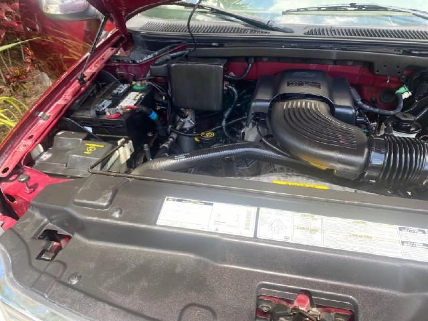 1997 Dark Toreador Red (CC/Met) /Medium Prarie Tan Ford F-150 XLT 1 OWNER LOW MILES 74,027 (1FTDX17W5VK) with an 4.6L EFI OHC V8 Triton Engine engine, Automatic transmission, located at 4701 North Dixie Hwy, Pompano Beach, FL, 33064, (954) 422-2889, 26.240938, -80.123474 - OUR WEBPAGE FLORIDACARS1.COM HAS OVER 100 PHOTOS AND FREE CARFAX LINK 1997 FORD F-150 XLT VIN: 1FTDX17W5VKB56866 1 F T D X 1 7 W 5 V K B 5 6 8 6 6 3 DOOR EXTENDED CAB PICKUP 4.6L V8 F GASOLINE REAR WHEEL DRIVE Top Features Cloth Seats Tow Hitch Basic Features ABS Brakes AM/FM Stereo Air Conditioning - Photo#25