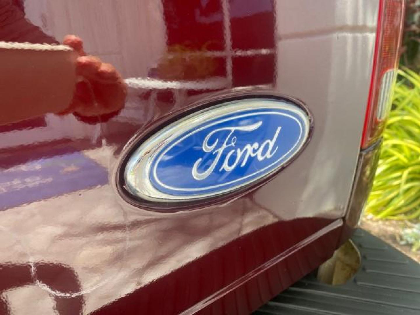 1997 Dark Toreador Red (CC/Met) /Medium Prarie Tan Ford F-150 XLT 1 OWNER LOW MILES 74,027 (1FTDX17W5VK) with an 4.6L EFI OHC V8 Triton Engine engine, Automatic transmission, located at 4701 North Dixie Hwy, Pompano Beach, FL, 33064, (954) 422-2889, 26.240938, -80.123474 - OUR WEBPAGE FLORIDACARS1.COM HAS OVER 100 PHOTOS AND FREE CARFAX LINK 1997 FORD F-150 XLT VIN: 1FTDX17W5VKB56866 1 F T D X 1 7 W 5 V K B 5 6 8 6 6 3 DOOR EXTENDED CAB PICKUP 4.6L V8 F GASOLINE REAR WHEEL DRIVE Top Features Cloth Seats Tow Hitch Basic Features ABS Brakes AM/FM Stereo Air Conditioning - Photo#84