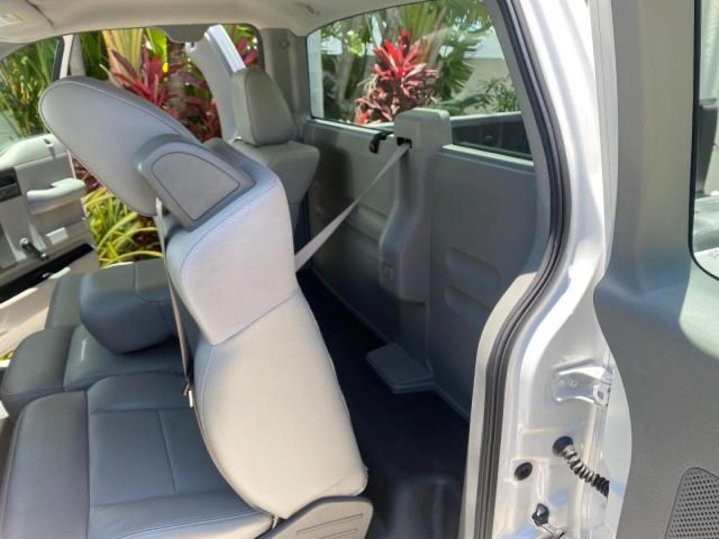 2005 Oxford White /Flint Ford F-150 XL 1 OWNER LOW MILES 23,679 (1FTRF12255N) with an 4.2L EFI V6 Engine engine, Automatic transmission, located at 4701 North Dixie Hwy, Pompano Beach, FL, 33064, (954) 422-2889, 26.240938, -80.123474 - OUR WEBPAGE FLORIDACARS1.COM HAS OVER 100 PHOTOS AND FREE CARFAX LINK 2005 FORD F-150 STX VIN:1FTRF12255NB53851 PICKUP 4.2L V6 F OHV GASOLINE REAR WHEEL DRIVE Top Features Vinyl Seats Basic Features ABS Brakes AM/FM Stereo Air Conditioning Automatic Transmission CD Audio Presenting one of the finest - Photo#14