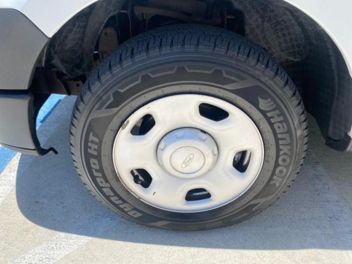 2005 Oxford White /Flint Ford F-150 XL 1 OWNER LOW MILES 23,679 (1FTRF12255N) with an 4.2L EFI V6 Engine engine, Automatic transmission, located at 4701 North Dixie Hwy, Pompano Beach, FL, 33064, (954) 422-2889, 26.240938, -80.123474 - OUR WEBPAGE FLORIDACARS1.COM HAS OVER 100 PHOTOS AND FREE CARFAX LINK 2005 FORD F-150 STX VIN:1FTRF12255NB53851 PICKUP 4.2L V6 F OHV GASOLINE REAR WHEEL DRIVE Top Features Vinyl Seats Basic Features ABS Brakes AM/FM Stereo Air Conditioning Automatic Transmission CD Audio Presenting one of the finest - Photo#19