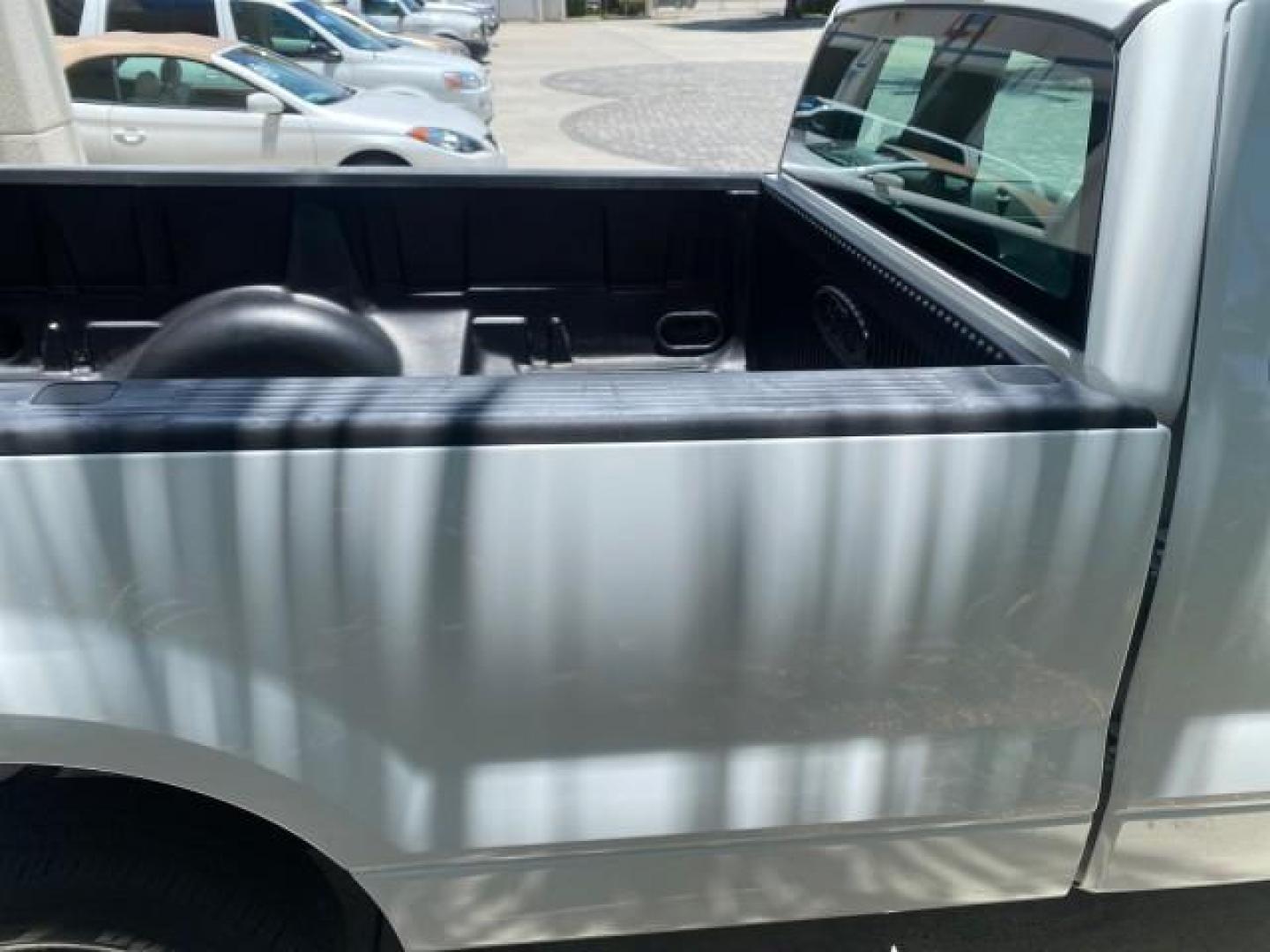 2005 Oxford White /Flint Ford F-150 XL 1 OWNER LOW MILES 23,679 (1FTRF12255N) with an 4.2L EFI V6 Engine engine, Automatic transmission, located at 4701 North Dixie Hwy, Pompano Beach, FL, 33064, (954) 422-2889, 26.240938, -80.123474 - OUR WEBPAGE FLORIDACARS1.COM HAS OVER 100 PHOTOS AND FREE CARFAX LINK 2005 FORD F-150 STX VIN:1FTRF12255NB53851 PICKUP 4.2L V6 F OHV GASOLINE REAR WHEEL DRIVE Top Features Vinyl Seats Basic Features ABS Brakes AM/FM Stereo Air Conditioning Automatic Transmission CD Audio Presenting one of the finest - Photo#85