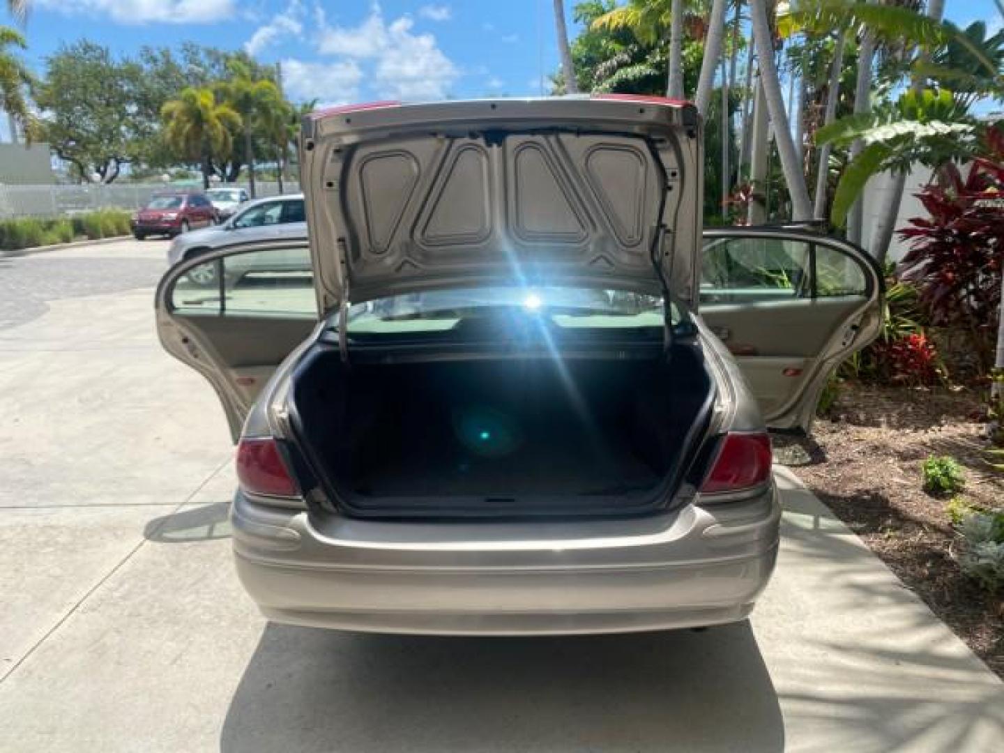 2000 Light Bronzemist Metallic /Medium Gray Buick LeSabre Custom LOW MILES 63,335 (1G4HP54K1YU) with an 3.8L SFI V6 3800 Series II Engine engine, Automatic transmission, located at 4701 North Dixie Hwy, Pompano Beach, FL, 33064, (954) 422-2889, 26.240938, -80.123474 - OUR WEBPAGE FLORIDACARS1.COM HAS OVER 100 PHOTOS AND FREE CARFAX LINK 2000 BUICK LESABRE CUSTOM VIN: 1G4HP54K1YU113799 1 G 4 H P 5 4 K 1 Y U 1 1 3 7 9 9 SEDAN 4 DR 3.8L V6 F 12V GASOLINE FRONT WHEEL DRIVE Top Features Cloth Seats Basic Features ABS Brakes AM/FM Stereo Air Conditioning Automatic Tran - Photo#15