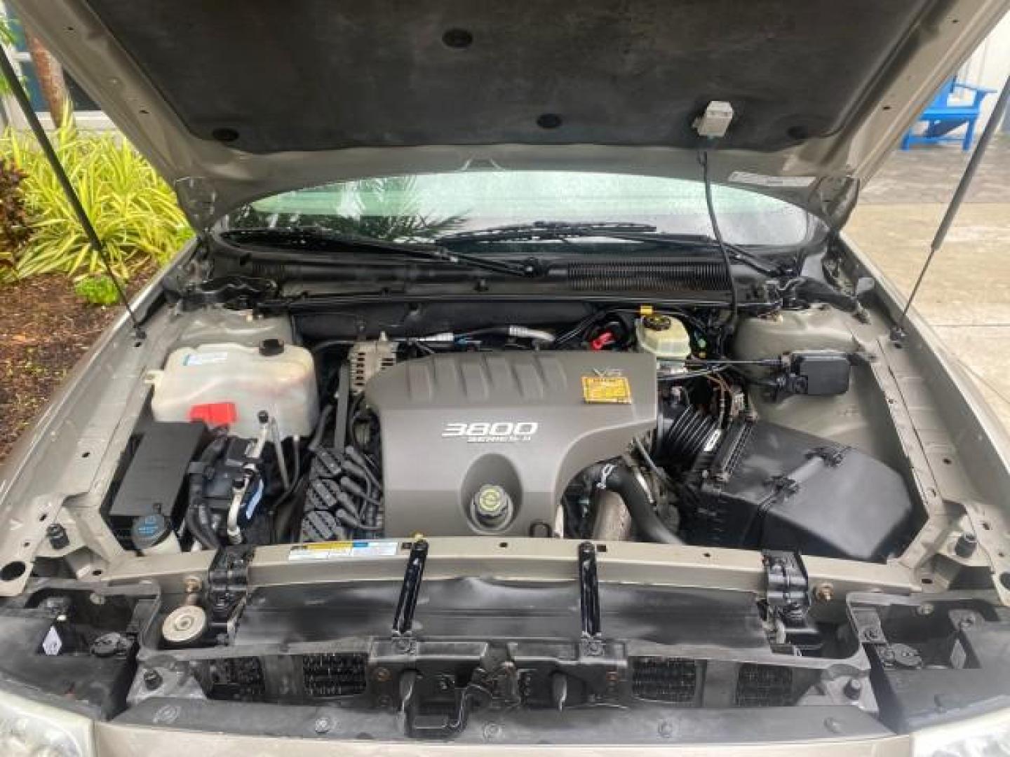 2000 Light Bronzemist Metallic /Medium Gray Buick LeSabre Custom LOW MILES 63,335 (1G4HP54K1YU) with an 3.8L SFI V6 3800 Series II Engine engine, Automatic transmission, located at 4701 North Dixie Hwy, Pompano Beach, FL, 33064, (954) 422-2889, 26.240938, -80.123474 - OUR WEBPAGE FLORIDACARS1.COM HAS OVER 100 PHOTOS AND FREE CARFAX LINK 2000 BUICK LESABRE CUSTOM VIN: 1G4HP54K1YU113799 1 G 4 H P 5 4 K 1 Y U 1 1 3 7 9 9 SEDAN 4 DR 3.8L V6 F 12V GASOLINE FRONT WHEEL DRIVE Top Features Cloth Seats Basic Features ABS Brakes AM/FM Stereo Air Conditioning Automatic Tran - Photo#17