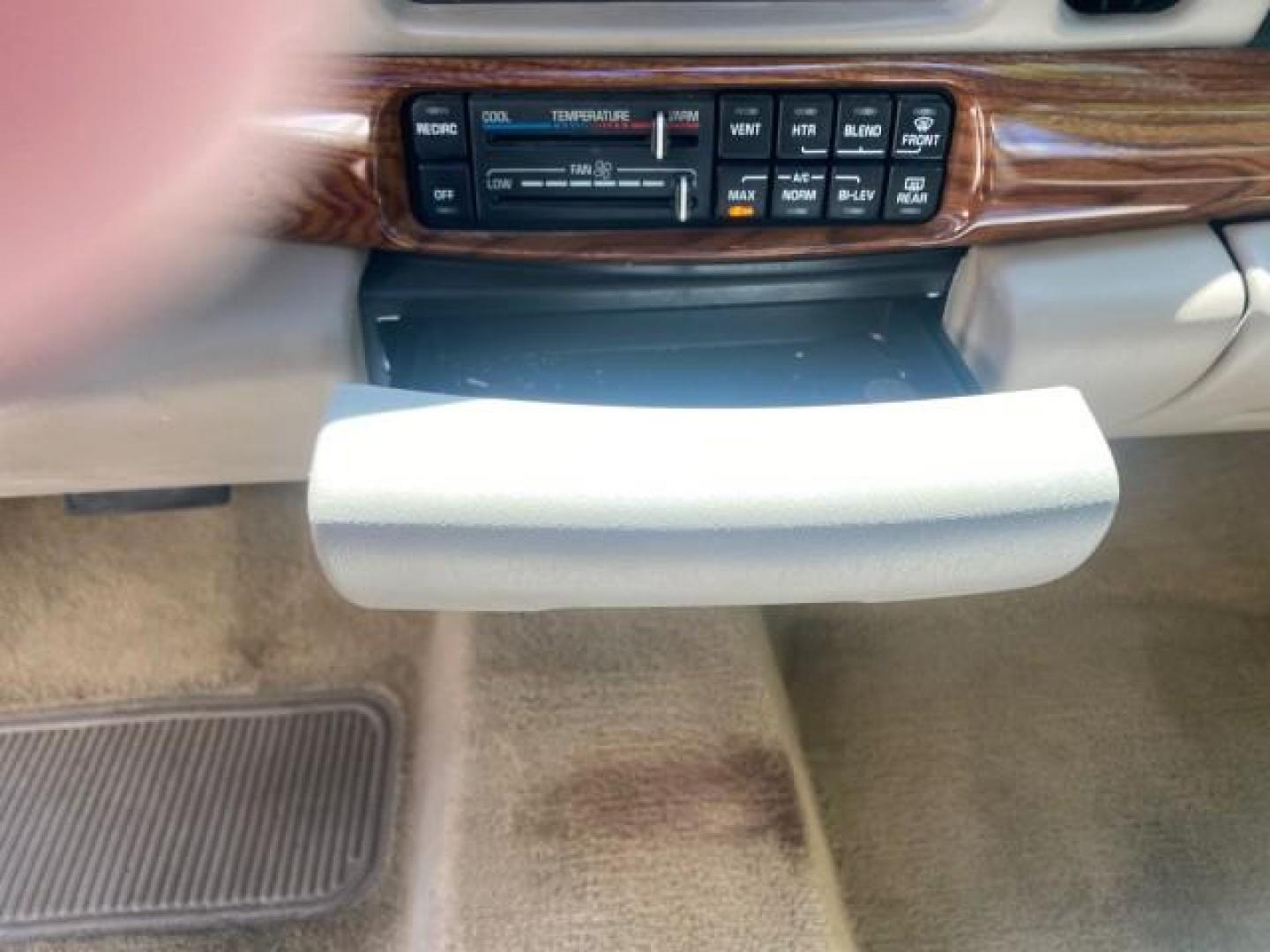 2000 Light Bronzemist Metallic /Medium Gray Buick LeSabre Custom LOW MILES 63,335 (1G4HP54K1YU) with an 3.8L SFI V6 3800 Series II Engine engine, Automatic transmission, located at 4701 North Dixie Hwy, Pompano Beach, FL, 33064, (954) 422-2889, 26.240938, -80.123474 - OUR WEBPAGE FLORIDACARS1.COM HAS OVER 100 PHOTOS AND FREE CARFAX LINK 2000 BUICK LESABRE CUSTOM VIN: 1G4HP54K1YU113799 1 G 4 H P 5 4 K 1 Y U 1 1 3 7 9 9 SEDAN 4 DR 3.8L V6 F 12V GASOLINE FRONT WHEEL DRIVE Top Features Cloth Seats Basic Features ABS Brakes AM/FM Stereo Air Conditioning Automatic Tran - Photo#52