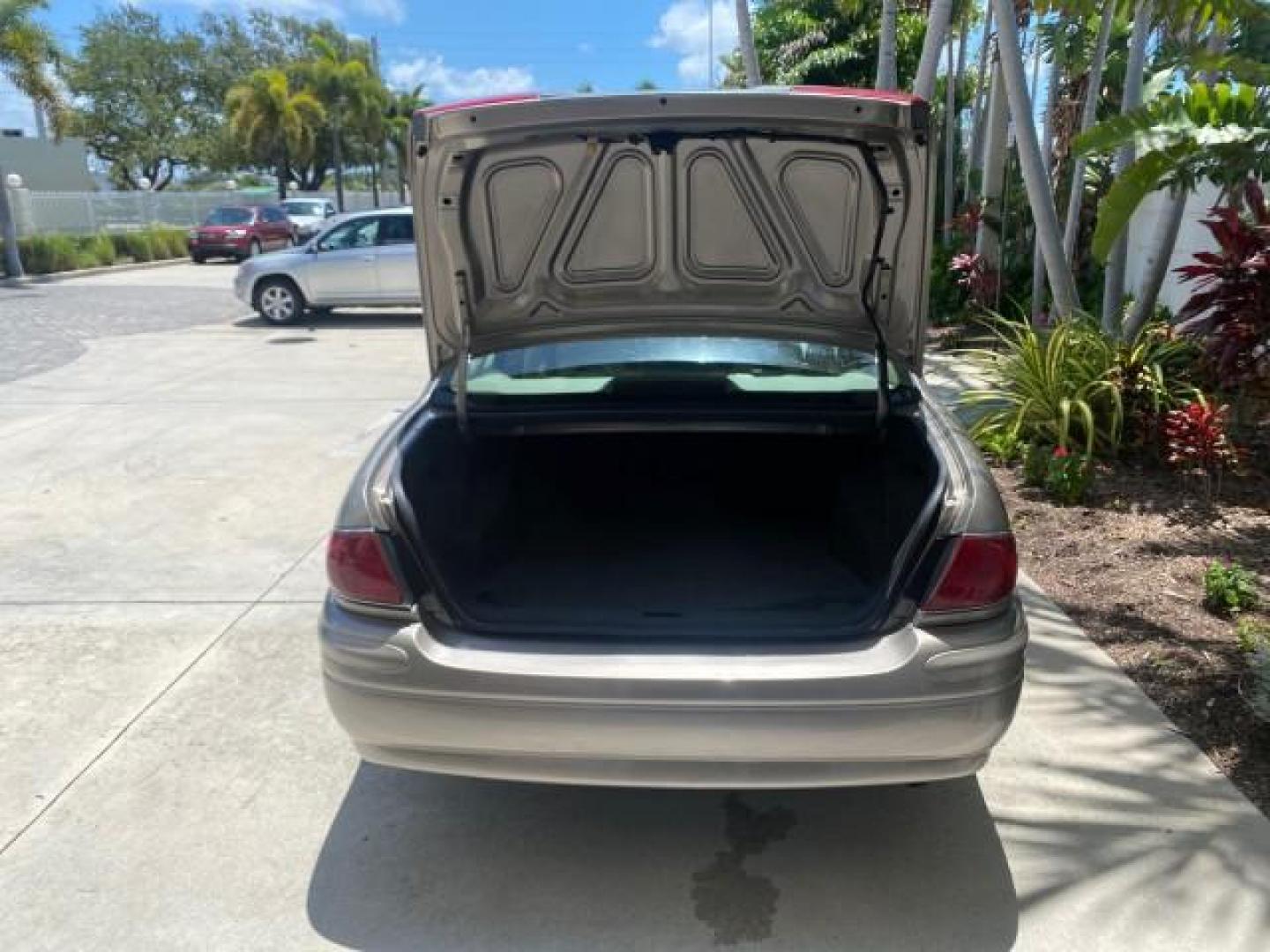 2000 Light Bronzemist Metallic /Medium Gray Buick LeSabre Custom LOW MILES 63,335 (1G4HP54K1YU) with an 3.8L SFI V6 3800 Series II Engine engine, Automatic transmission, located at 4701 North Dixie Hwy, Pompano Beach, FL, 33064, (954) 422-2889, 26.240938, -80.123474 - OUR WEBPAGE FLORIDACARS1.COM HAS OVER 100 PHOTOS AND FREE CARFAX LINK 2000 BUICK LESABRE CUSTOM VIN: 1G4HP54K1YU113799 1 G 4 H P 5 4 K 1 Y U 1 1 3 7 9 9 SEDAN 4 DR 3.8L V6 F 12V GASOLINE FRONT WHEEL DRIVE Top Features Cloth Seats Basic Features ABS Brakes AM/FM Stereo Air Conditioning Automatic Tran - Photo#76