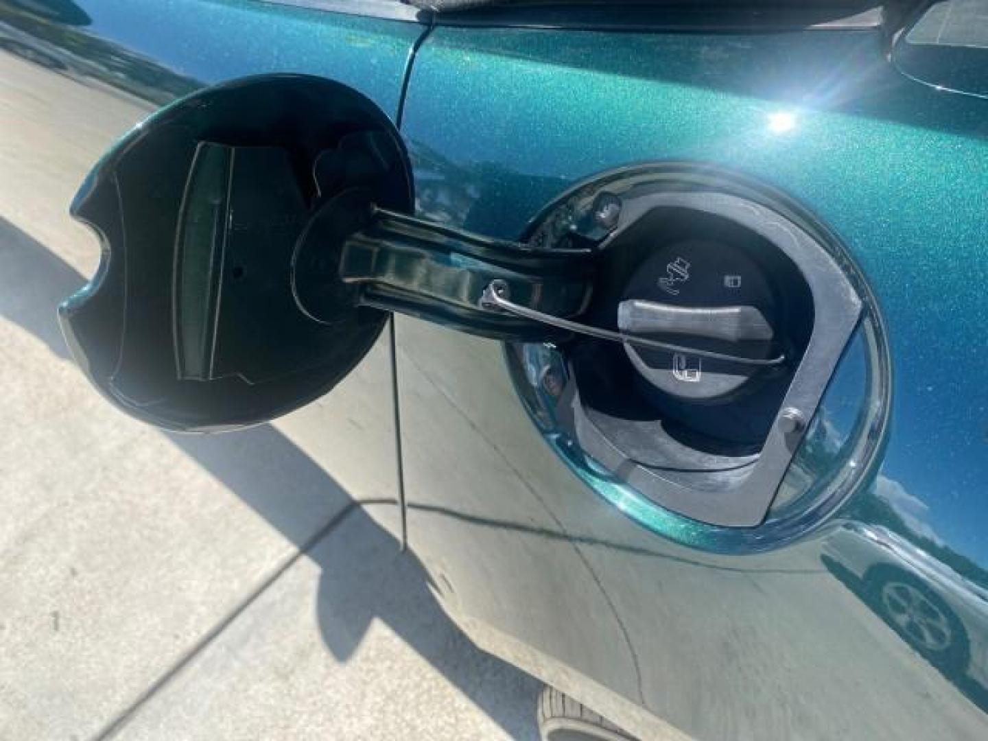 2006 Envious Emerald Green Met /Steel/Sand Pontiac Solstice 1 OWNER LOW MILES 17,744 (1G2MB35B76Y) with an Ecotec 2.4L DOHC 4-Cyl SFI Aluminum Engine engine, Manual transmission, located at 4701 North Dixie Hwy, Pompano Beach, FL, 33064, (954) 422-2889, 26.240938, -80.123474 - OUR WEBPAGE FLORIDACARS1.COM HAS OVER 100 PHOTOS AND FREE CARFAX LINK 2006 PONTIAC SOLSTICE VIN: 1G2MB35B76Y116186 1 G 2 M B 3 5 B 7 6 Y 1 1 6 1 8 6 CONVERTIBLE 2.4L I4 F DOHC GASOLINE REAR WHEEL DRIVE Top Features Alloy Wheels Bluetooth Technology Convenience Package Leather Seats Soft Top Basic Fe - Photo#61