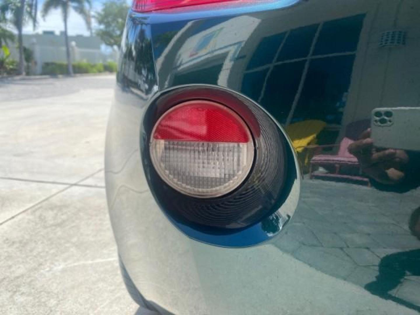 2006 Envious Emerald Green Met /Steel/Sand Pontiac Solstice 1 OWNER LOW MILES 17,744 (1G2MB35B76Y) with an Ecotec 2.4L DOHC 4-Cyl SFI Aluminum Engine engine, Manual transmission, located at 4701 North Dixie Hwy, Pompano Beach, FL, 33064, (954) 422-2889, 26.240938, -80.123474 - OUR WEBPAGE FLORIDACARS1.COM HAS OVER 100 PHOTOS AND FREE CARFAX LINK 2006 PONTIAC SOLSTICE VIN: 1G2MB35B76Y116186 1 G 2 M B 3 5 B 7 6 Y 1 1 6 1 8 6 CONVERTIBLE 2.4L I4 F DOHC GASOLINE REAR WHEEL DRIVE Top Features Alloy Wheels Bluetooth Technology Convenience Package Leather Seats Soft Top Basic Fe - Photo#70