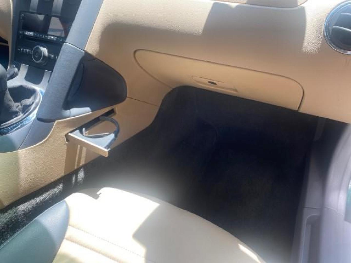 2006 Envious Emerald Green Met /Steel/Sand Pontiac Solstice 1 OWNER LOW MILES 17,744 (1G2MB35B76Y) with an Ecotec 2.4L DOHC 4-Cyl SFI Aluminum Engine engine, Manual transmission, located at 4701 North Dixie Hwy, Pompano Beach, FL, 33064, (954) 422-2889, 26.240938, -80.123474 - OUR WEBPAGE FLORIDACARS1.COM HAS OVER 100 PHOTOS AND FREE CARFAX LINK 2006 PONTIAC SOLSTICE VIN: 1G2MB35B76Y116186 1 G 2 M B 3 5 B 7 6 Y 1 1 6 1 8 6 CONVERTIBLE 2.4L I4 F DOHC GASOLINE REAR WHEEL DRIVE Top Features Alloy Wheels Bluetooth Technology Convenience Package Leather Seats Soft Top Basic Fe - Photo#86