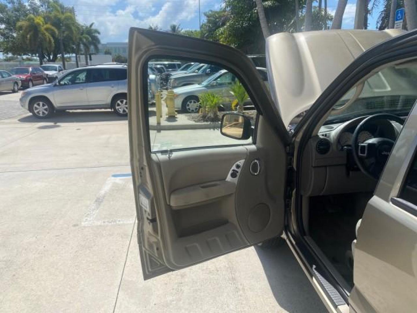 2003 Cactus Green Pearl Coat /Dark Slate Gray Jeep Liberty Limited 1 OWNER LOW MILES 71,149 (1J4GK58KX3W) with an 3.7L V6 Engine engine, Automatic transmission, located at 4701 North Dixie Hwy, Pompano Beach, FL, 33064, (954) 422-2889, 26.240938, -80.123474 - OUR WEBPAGE FLORIDACARS1.COM HAS OVER 100 PHOTOS AND FREE CARFAX LINK 2003 JEEP LIBERTY LIMITED VIN: 1J4GK58KX3W598220 1 J 4 G K 5 8 K X 3 W 5 9 8 2 2 0 4 DOOR WAGON/SPORT UTILITY 3.7L V6 F GASOLINE REAR WHEEL DRIVE Top Features Alloy Wheels Leather Seats Tow Hitch Basic Features AM/FM Stereo Air Co - Photo#9