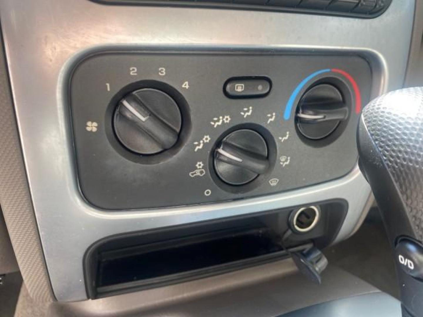 2003 Cactus Green Pearl Coat /Dark Slate Gray Jeep Liberty Limited 1 OWNER LOW MILES 71,149 (1J4GK58KX3W) with an 3.7L V6 Engine engine, Automatic transmission, located at 4701 North Dixie Hwy, Pompano Beach, FL, 33064, (954) 422-2889, 26.240938, -80.123474 - OUR WEBPAGE FLORIDACARS1.COM HAS OVER 100 PHOTOS AND FREE CARFAX LINK 2003 JEEP LIBERTY LIMITED VIN: 1J4GK58KX3W598220 1 J 4 G K 5 8 K X 3 W 5 9 8 2 2 0 4 DOOR WAGON/SPORT UTILITY 3.7L V6 F GASOLINE REAR WHEEL DRIVE Top Features Alloy Wheels Leather Seats Tow Hitch Basic Features AM/FM Stereo Air Co - Photo#48