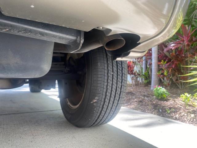 2003 Light Khaki Metallic /Dark Slate Gray Jeep Liberty Limited 1 OWNER LOW MILES 71,151 (1J4GK58KX3W) with an 3.7L V6 Engine engine, Automatic transmission, located at 4701 North Dixie Hwy, Pompano Beach, FL, 33064, (954) 422-2889, 26.240938, -80.123474 - OUR WEBPAGE FLORIDACARS1.COM HAS OVER 100 PHOTOS AND FREE CARFAX LINK 2003 JEEP LIBERTY LIMITED VIN: 1J4GK58KX3W598220 1 J 4 G K 5 8 K X 3 W 5 9 8 2 2 0 4 DOOR WAGON/SPORT UTILITY 3.7L V6 F GASOLINE REAR WHEEL DRIVE Top Features Alloy Wheels Leather Seats Tow Hitch Basic Features AM/FM Stereo Air Co - Photo#79