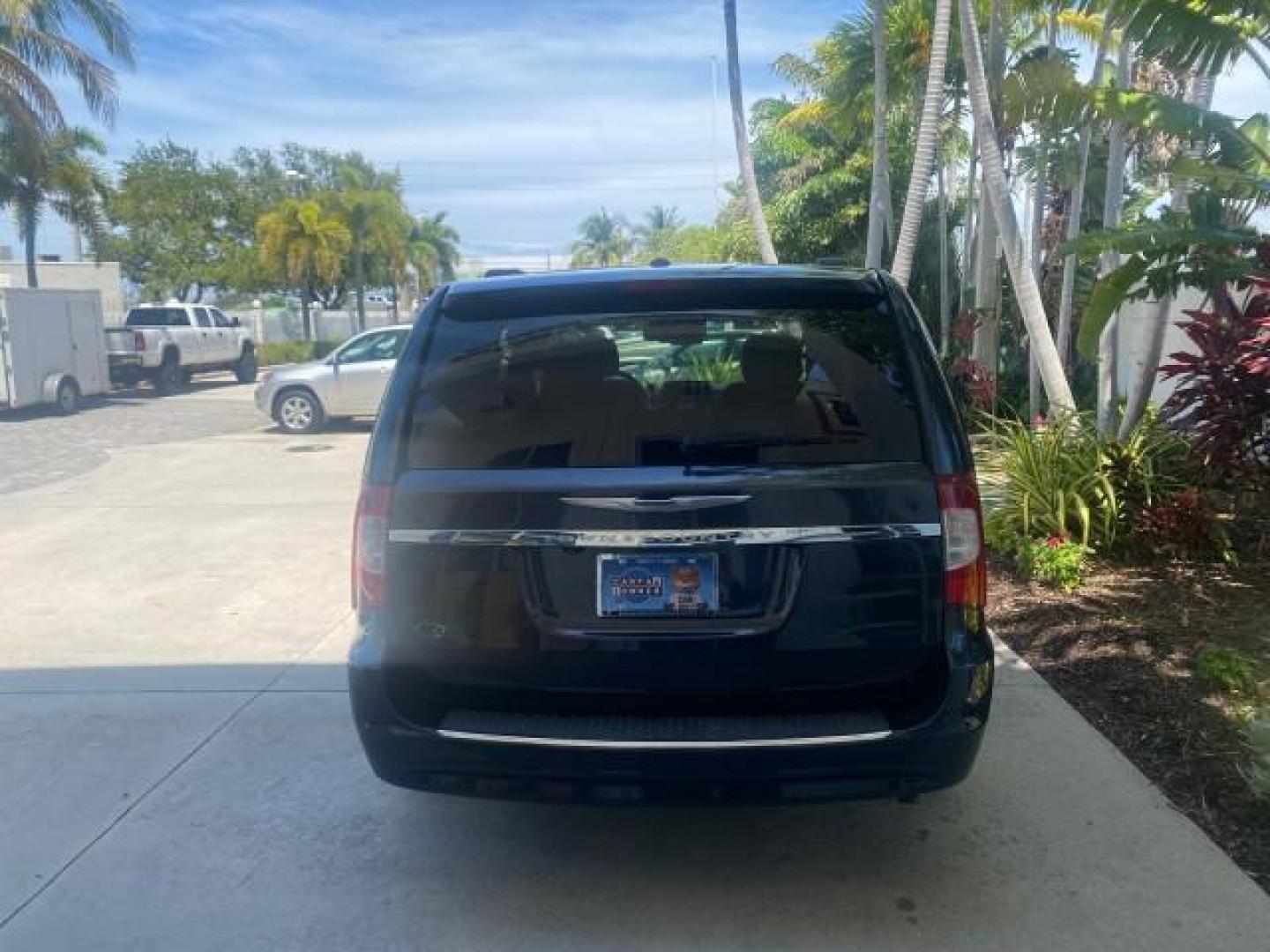 2014 Brilliant Black Crystal Pearlcoa /Dk Frost Beige/Med Beige Chrysler Town and Country Touring 1 OWNER LOW MILES 65,691 (2C4RC1BG1ER) with an 3.6L V6 Cylinder Engine engine, Automatic transmission, located at 4701 North Dixie Hwy, Pompano Beach, FL, 33064, (954) 422-2889, 26.240938, -80.123474 - OUR WEBPAGE FLORIDACARS1.COM HAS OVER 100 PHOTOS AND FREE CARFAX LINK 2014 CHRYSLER TOWN AND COUNTRY TOURING VIN: 2C4RC1BG1ER374547 2 C 4 R C 1 B G 1 E R 3 7 4 5 4 7 VAN 3.6L V6 F DOHC 24V GASOLINE FRONT WHEEL DRIVE Top Features Alloy Wheels Anniversary Edition Blind Spot Monitor Bluetooth Technolog - Photo#6