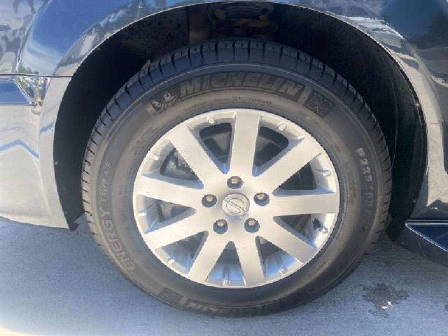 2014 Brilliant Black Crystal Pearlcoa /Dk Frost Beige/Med Beige Chrysler Town and Country Touring 1 OWNER LOW MILES 65,691 (2C4RC1BG1ER) with an 3.6L V6 Cylinder Engine engine, Automatic transmission, located at 4701 North Dixie Hwy, Pompano Beach, FL, 33064, (954) 422-2889, 26.240938, -80.123474 - OUR WEBPAGE FLORIDACARS1.COM HAS OVER 100 PHOTOS AND FREE CARFAX LINK 2014 CHRYSLER TOWN AND COUNTRY TOURING VIN: 2C4RC1BG1ER374547 2 C 4 R C 1 B G 1 E R 3 7 4 5 4 7 VAN 3.6L V6 F DOHC 24V GASOLINE FRONT WHEEL DRIVE Top Features Alloy Wheels Anniversary Edition Blind Spot Monitor Bluetooth Technolog - Photo#19