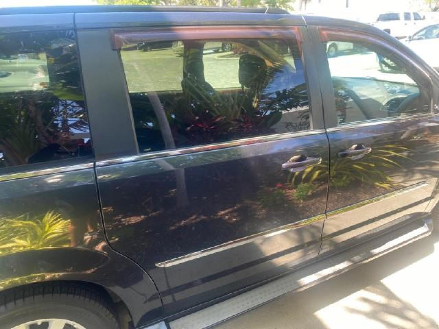 2014 Brilliant Black Crystal Pearlcoa /Dk Frost Beige/Med Beige Chrysler Town and Country Touring 1 OWNER LOW MILES 65,691 (2C4RC1BG1ER) with an 3.6L V6 Cylinder Engine engine, Automatic transmission, located at 4701 North Dixie Hwy, Pompano Beach, FL, 33064, (954) 422-2889, 26.240938, -80.123474 - OUR WEBPAGE FLORIDACARS1.COM HAS OVER 100 PHOTOS AND FREE CARFAX LINK 2014 CHRYSLER TOWN AND COUNTRY TOURING VIN: 2C4RC1BG1ER374547 2 C 4 R C 1 B G 1 E R 3 7 4 5 4 7 VAN 3.6L V6 F DOHC 24V GASOLINE FRONT WHEEL DRIVE Top Features Alloy Wheels Anniversary Edition Blind Spot Monitor Bluetooth Technolog - Photo#97