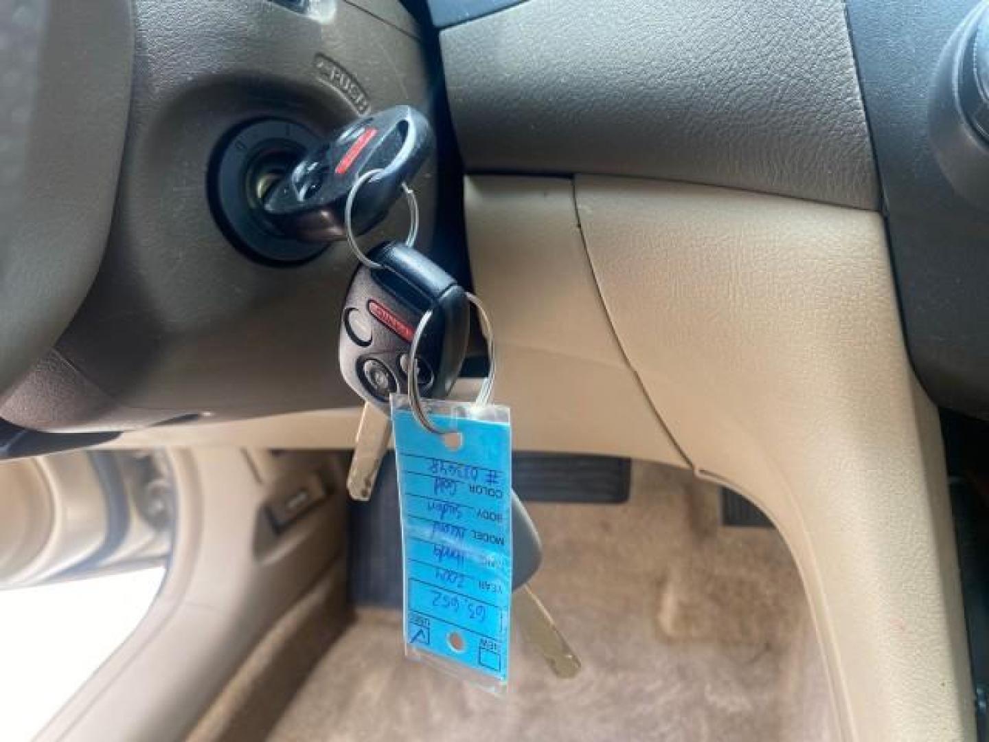 2004 Graphite Pearl /Ivory Honda Accord Sdn EX 1 OWNER LOW MILES 63,652 (1HGCM56614A) with an 2.4L DOHC MPFI 16-Valve i-VTEC I4 Engine engine, Automatic transmission, located at 4701 North Dixie Hwy, Pompano Beach, FL, 33064, (954) 422-2889, 26.240938, -80.123474 - OUR WEBPAGE FLORIDACARS1.COM HAS OVER 100 PHOTOS AND FREE CARFAX LINK 2004 HONDA ACCORD EX VIN: 1HGCM56614A033648 1 H G C M 5 6 6 1 4 A 0 3 3 6 4 8 SEDAN 4 DR 2.4L I4 F DOHC GASOLINE FRONT WHEEL DRIVE Top Features Alloy Wheels Cloth Seats Sunroof(s) Basic Features ABS Brakes AM/FM Stereo Air Conditi - Photo#46