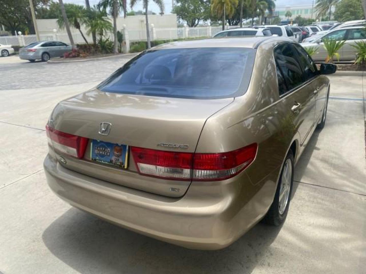 2004 Graphite Pearl /Ivory Honda Accord Sdn EX 1 OWNER LOW MILES 63,652 (1HGCM56614A) with an 2.4L DOHC MPFI 16-Valve i-VTEC I4 Engine engine, Automatic transmission, located at 4701 North Dixie Hwy, Pompano Beach, FL, 33064, (954) 422-2889, 26.240938, -80.123474 - OUR WEBPAGE FLORIDACARS1.COM HAS OVER 100 PHOTOS AND FREE CARFAX LINK 2004 HONDA ACCORD EX VIN: 1HGCM56614A033648 1 H G C M 5 6 6 1 4 A 0 3 3 6 4 8 SEDAN 4 DR 2.4L I4 F DOHC GASOLINE FRONT WHEEL DRIVE Top Features Alloy Wheels Cloth Seats Sunroof(s) Basic Features ABS Brakes AM/FM Stereo Air Conditi - Photo#81