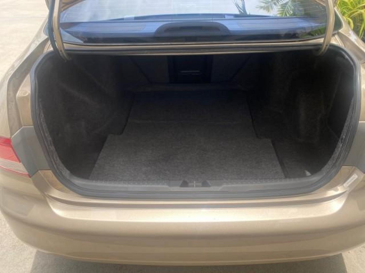 2004 Graphite Pearl /Ivory Honda Accord Sdn EX 1 OWNER LOW MILES 63,652 (1HGCM56614A) with an 2.4L DOHC MPFI 16-Valve i-VTEC I4 Engine engine, Automatic transmission, located at 4701 North Dixie Hwy, Pompano Beach, FL, 33064, (954) 422-2889, 26.240938, -80.123474 - OUR WEBPAGE FLORIDACARS1.COM HAS OVER 100 PHOTOS AND FREE CARFAX LINK 2004 HONDA ACCORD EX VIN: 1HGCM56614A033648 1 H G C M 5 6 6 1 4 A 0 3 3 6 4 8 SEDAN 4 DR 2.4L I4 F DOHC GASOLINE FRONT WHEEL DRIVE Top Features Alloy Wheels Cloth Seats Sunroof(s) Basic Features ABS Brakes AM/FM Stereo Air Conditi - Photo#86