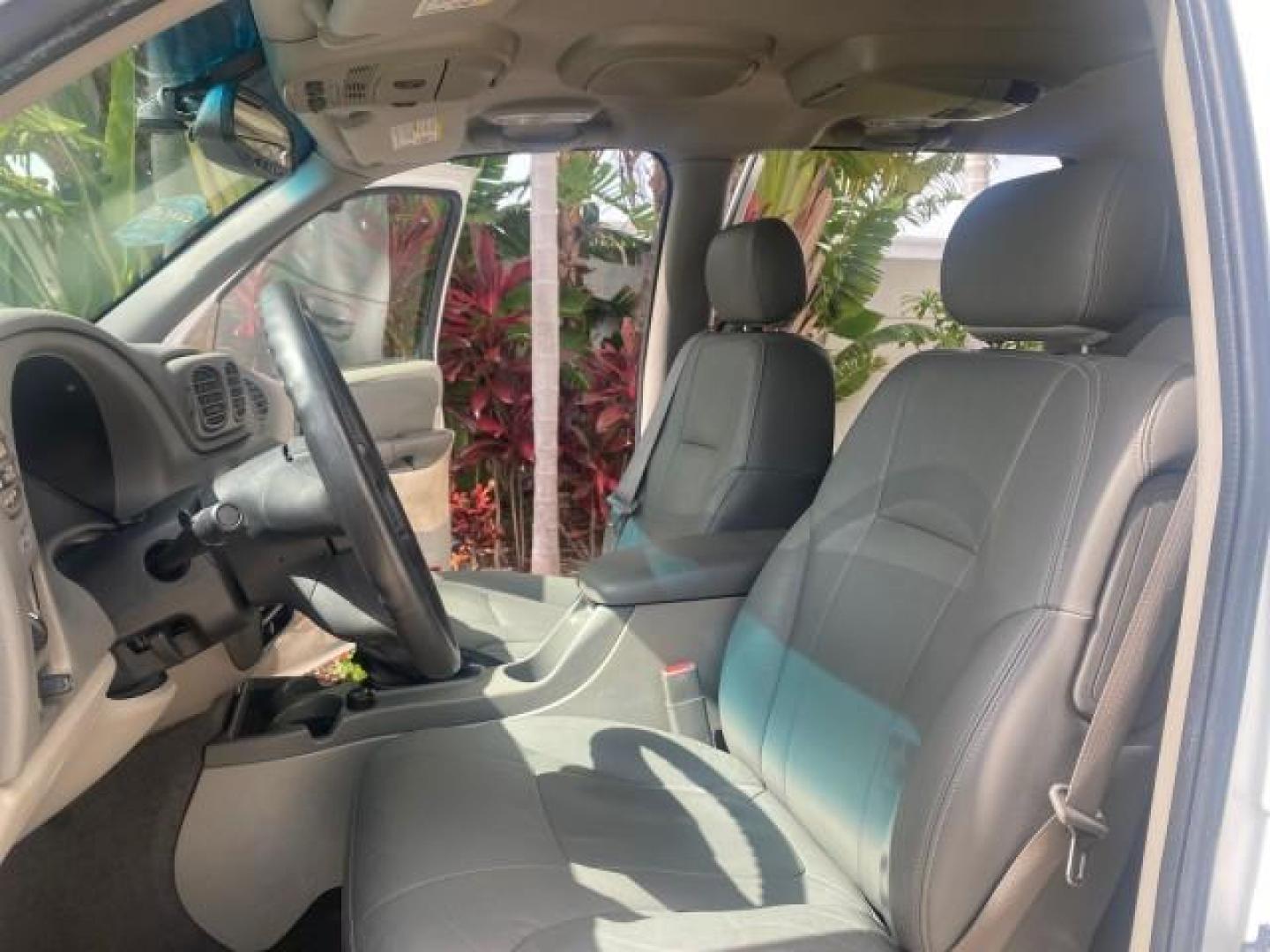 2002 Summit White /Medium Pewter Chevrolet TrailBlazer EXT LT NO ACCIDENTS (1GNES16S826) with an 4.2L Vortec 4200 DOHC SFI 24-Valve I6 Engine engine, Automatic transmission, located at 4701 North Dixie Hwy, Pompano Beach, FL, 33064, (954) 422-2889, 26.240938, -80.123474 - OUR WEBPAGE FLORIDACARS1.COM HAS OVER 100 PHOTOS AND FREE CARFAX LINK 2002 CHEVROLET TRAILBLAZER EXT LT VIN: 1GNES16S826101602 1 G N E S 1 6 S 8 2 6 1 0 1 6 0 2 4 DOOR WAGON/SPORT UTILITY 4.2L I6 F DOHC GASOLINE REAR WHEEL DRIVE Top Features Alloy Wheels Leather Seats Running Boards Tow Hitch Basic - Photo#10