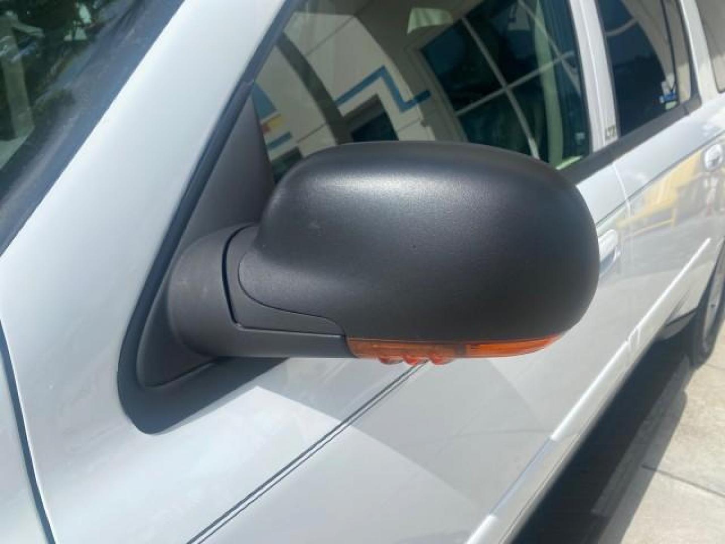 2002 Summit White /Medium Pewter Chevrolet TrailBlazer EXT LT NO ACCIDENTS (1GNES16S826) with an 4.2L Vortec 4200 DOHC SFI 24-Valve I6 Engine engine, Automatic transmission, located at 4701 North Dixie Hwy, Pompano Beach, FL, 33064, (954) 422-2889, 26.240938, -80.123474 - OUR WEBPAGE FLORIDACARS1.COM HAS OVER 100 PHOTOS AND FREE CARFAX LINK 2002 CHEVROLET TRAILBLAZER EXT LT VIN: 1GNES16S826101602 1 G N E S 1 6 S 8 2 6 1 0 1 6 0 2 4 DOOR WAGON/SPORT UTILITY 4.2L I6 F DOHC GASOLINE REAR WHEEL DRIVE Top Features Alloy Wheels Leather Seats Running Boards Tow Hitch Basic - Photo#30