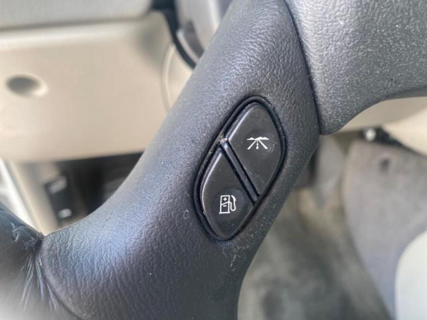 2002 Summit White /Medium Pewter Chevrolet TrailBlazer EXT LT NO ACCIDENTS (1GNES16S826) with an 4.2L Vortec 4200 DOHC SFI 24-Valve I6 Engine engine, Automatic transmission, located at 4701 North Dixie Hwy, Pompano Beach, FL, 33064, (954) 422-2889, 26.240938, -80.123474 - OUR WEBPAGE FLORIDACARS1.COM HAS OVER 100 PHOTOS AND FREE CARFAX LINK 2002 CHEVROLET TRAILBLAZER EXT LT VIN: 1GNES16S826101602 1 G N E S 1 6 S 8 2 6 1 0 1 6 0 2 4 DOOR WAGON/SPORT UTILITY 4.2L I6 F DOHC GASOLINE REAR WHEEL DRIVE Top Features Alloy Wheels Leather Seats Running Boards Tow Hitch Basic - Photo#41