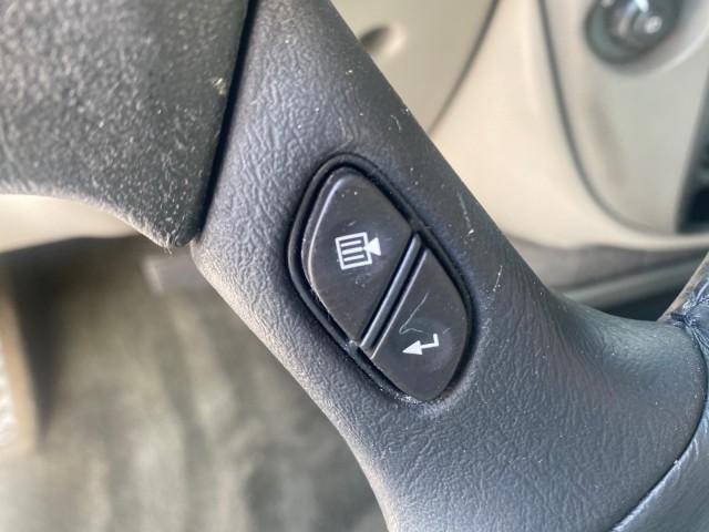 2002 Summit White /Medium Pewter Chevrolet TrailBlazer EXT LT NO ACCIDENTS LOW MILES 69,572 (1GNES16S826) with an 4.2L Vortec 4200 DOHC SFI 24-Valve I6 Engine engine, Automatic transmission, located at 4701 North Dixie Hwy, Pompano Beach, FL, 33064, (954) 422-2889, 26.240938, -80.123474 - OUR WEBPAGE FLORIDACARS1.COM HAS OVER 100 PHOTOS AND FREE CARFAX LINK 2002 CHEVROLET TRAILBLAZER EXT LT VIN: 1GNES16S826101602 1 G N E S 1 6 S 8 2 6 1 0 1 6 0 2 4 DOOR WAGON/SPORT UTILITY 4.2L I6 F DOHC GASOLINE REAR WHEEL DRIVE Top Features Alloy Wheels Leather Seats Running Boards Tow Hitch Basic - Photo#42