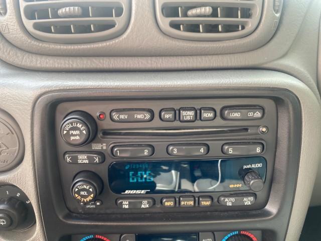 2002 Summit White /Medium Pewter Chevrolet TrailBlazer EXT LT NO ACCIDENTS LOW MILES 69,572 (1GNES16S826) with an 4.2L Vortec 4200 DOHC SFI 24-Valve I6 Engine engine, Automatic transmission, located at 4701 North Dixie Hwy, Pompano Beach, FL, 33064, (954) 422-2889, 26.240938, -80.123474 - OUR WEBPAGE FLORIDACARS1.COM HAS OVER 100 PHOTOS AND FREE CARFAX LINK 2002 CHEVROLET TRAILBLAZER EXT LT VIN: 1GNES16S826101602 1 G N E S 1 6 S 8 2 6 1 0 1 6 0 2 4 DOOR WAGON/SPORT UTILITY 4.2L I6 F DOHC GASOLINE REAR WHEEL DRIVE Top Features Alloy Wheels Leather Seats Running Boards Tow Hitch Basic - Photo#49