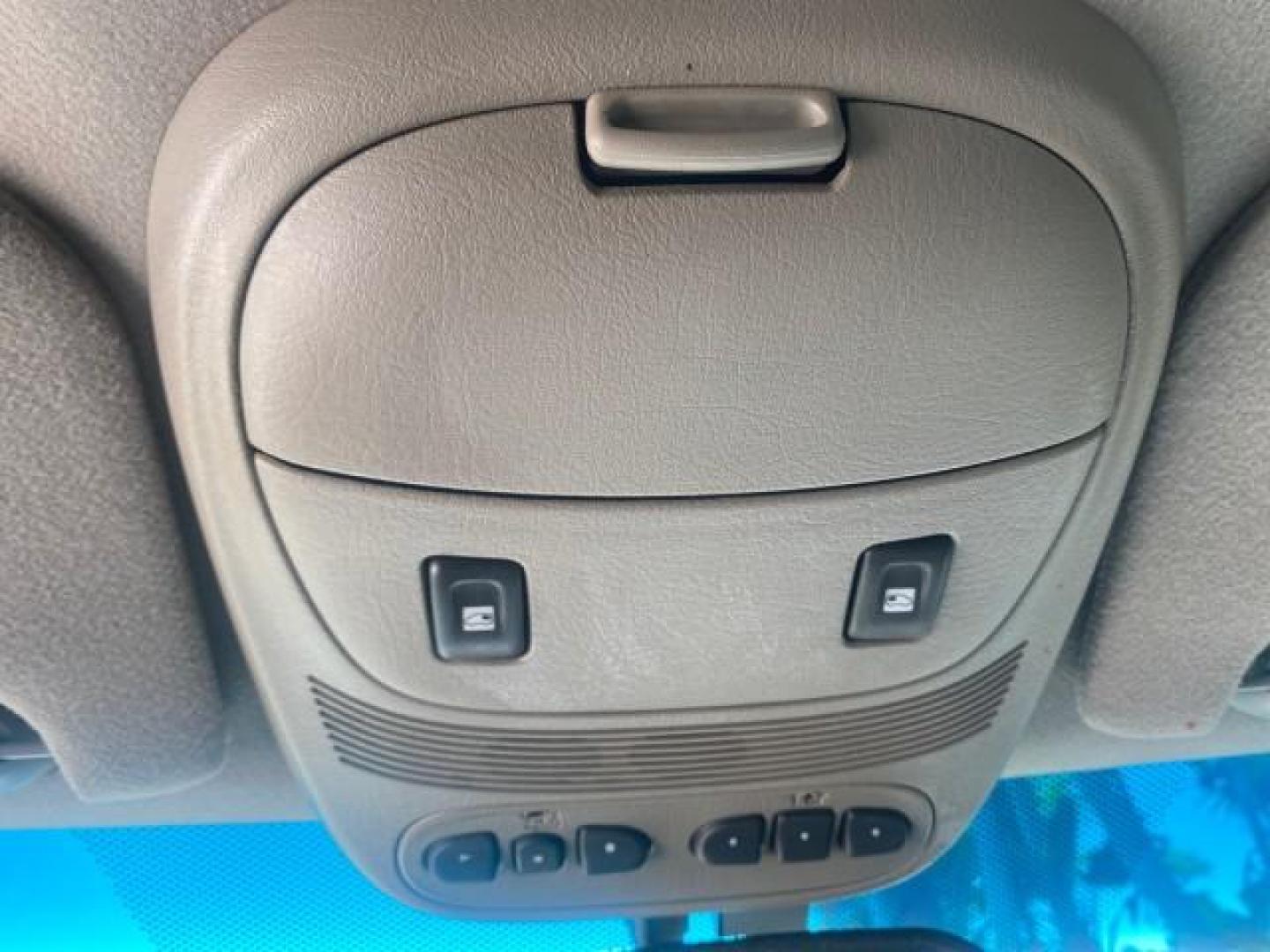 2002 Summit White /Medium Pewter Chevrolet TrailBlazer EXT LT NO ACCIDENTS (1GNES16S826) with an 4.2L Vortec 4200 DOHC SFI 24-Valve I6 Engine engine, Automatic transmission, located at 4701 North Dixie Hwy, Pompano Beach, FL, 33064, (954) 422-2889, 26.240938, -80.123474 - OUR WEBPAGE FLORIDACARS1.COM HAS OVER 100 PHOTOS AND FREE CARFAX LINK 2002 CHEVROLET TRAILBLAZER EXT LT VIN: 1GNES16S826101602 1 G N E S 1 6 S 8 2 6 1 0 1 6 0 2 4 DOOR WAGON/SPORT UTILITY 4.2L I6 F DOHC GASOLINE REAR WHEEL DRIVE Top Features Alloy Wheels Leather Seats Running Boards Tow Hitch Basic - Photo#53