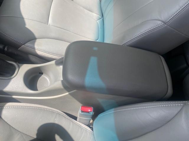 2002 Summit White /Medium Pewter Chevrolet TrailBlazer EXT LT NO ACCIDENTS LOW MILES 69,572 (1GNES16S826) with an 4.2L Vortec 4200 DOHC SFI 24-Valve I6 Engine engine, Automatic transmission, located at 4701 North Dixie Hwy, Pompano Beach, FL, 33064, (954) 422-2889, 26.240938, -80.123474 - OUR WEBPAGE FLORIDACARS1.COM HAS OVER 100 PHOTOS AND FREE CARFAX LINK 2002 CHEVROLET TRAILBLAZER EXT LT VIN: 1GNES16S826101602 1 G N E S 1 6 S 8 2 6 1 0 1 6 0 2 4 DOOR WAGON/SPORT UTILITY 4.2L I6 F DOHC GASOLINE REAR WHEEL DRIVE Top Features Alloy Wheels Leather Seats Running Boards Tow Hitch Basic - Photo#62