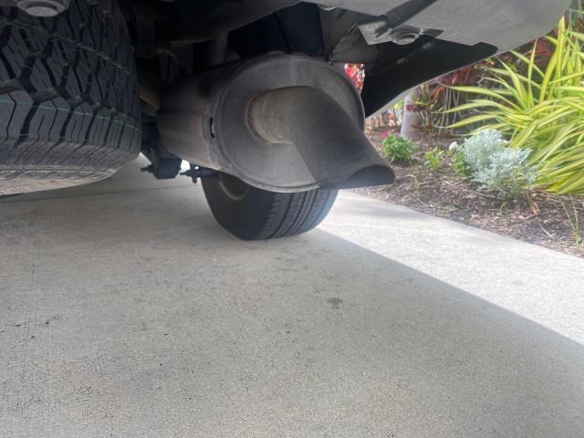 2002 Summit White /Medium Pewter Chevrolet TrailBlazer EXT LT NO ACCIDENTS LOW MILES 69,572 (1GNES16S826) with an 4.2L Vortec 4200 DOHC SFI 24-Valve I6 Engine engine, Automatic transmission, located at 4701 North Dixie Hwy, Pompano Beach, FL, 33064, (954) 422-2889, 26.240938, -80.123474 - OUR WEBPAGE FLORIDACARS1.COM HAS OVER 100 PHOTOS AND FREE CARFAX LINK 2002 CHEVROLET TRAILBLAZER EXT LT VIN: 1GNES16S826101602 1 G N E S 1 6 S 8 2 6 1 0 1 6 0 2 4 DOOR WAGON/SPORT UTILITY 4.2L I6 F DOHC GASOLINE REAR WHEEL DRIVE Top Features Alloy Wheels Leather Seats Running Boards Tow Hitch Basic - Photo#90