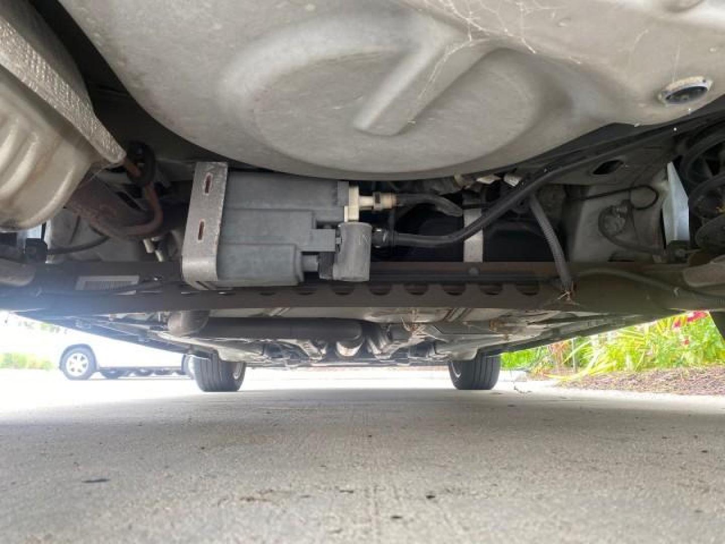 2011 Arctic Ice /Gray Chevrolet HHR LT w/2LT (3GNBACFU5BS) with an Ecotec 2.4L VVT DOHC 4-Cyl SFI E85 Engine engine, Automatic transmission, located at 4701 North Dixie Hwy, Pompano Beach, FL, 33064, (954) 422-2889, 26.240938, -80.123474 - OUR WEBPAGE FLORIDACARS1.COM HAS OVER 100 PHOTOS AND FREE CARFAX LINK 2011 CHEVROLET HHR LT VIN: 3GNBACFU5BS503687 3 G N B A C F U 5 B S 5 0 3 6 8 7 4 DOOR WAGON/SPORT UTILITY 2.4L I4 F DOHC 16V FLEX FUEL FRONT WHEEL DRIVE Highlighted Features Cloth Seats Air Conditioning AM/FM Stereo Power Mirrors - Photo#22