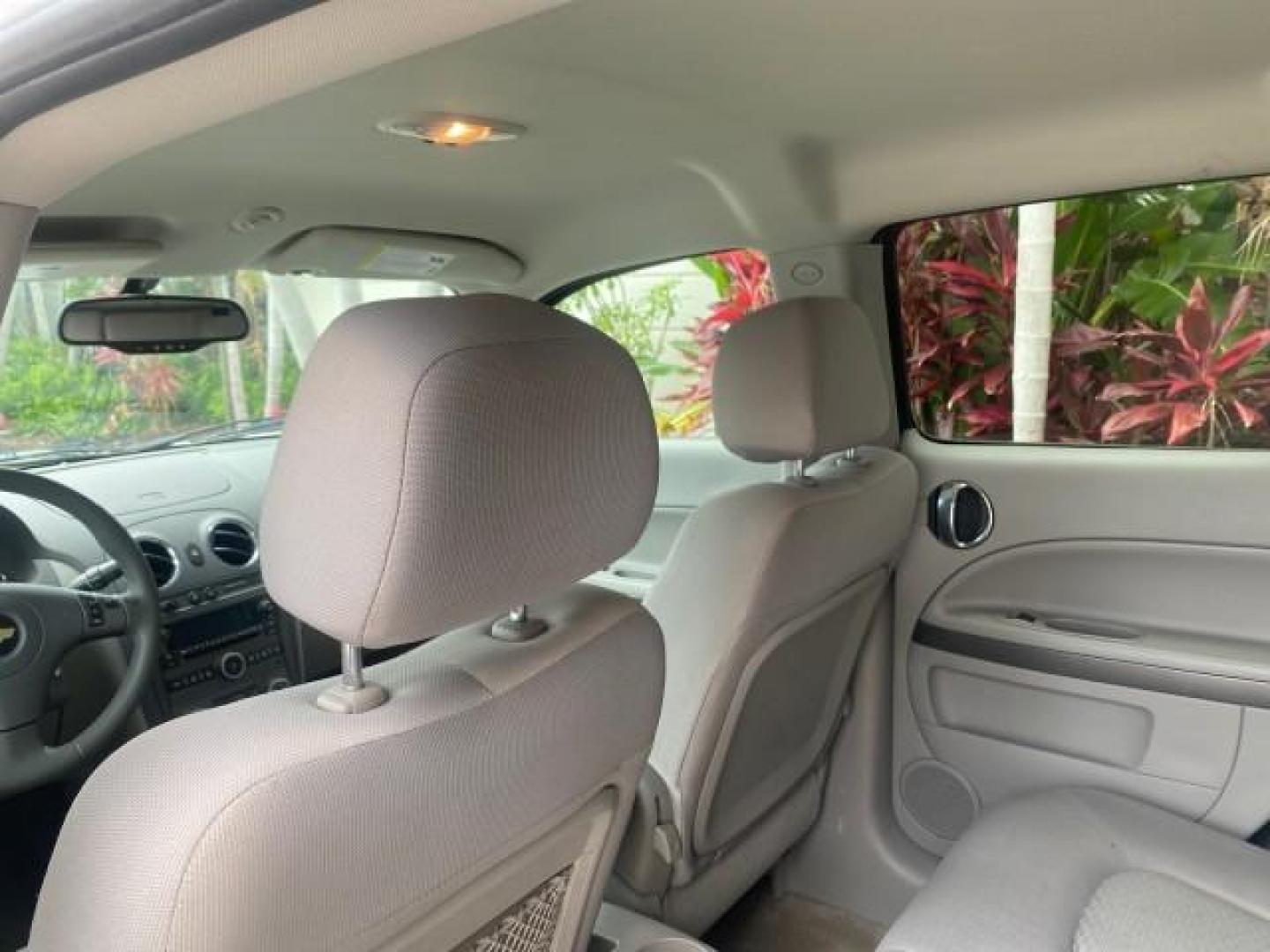 2011 Arctic Ice /Gray Chevrolet HHR LT w/2LT (3GNBACFU5BS) with an Ecotec 2.4L VVT DOHC 4-Cyl SFI E85 Engine engine, Automatic transmission, located at 4701 North Dixie Hwy, Pompano Beach, FL, 33064, (954) 422-2889, 26.240938, -80.123474 - OUR WEBPAGE FLORIDACARS1.COM HAS OVER 100 PHOTOS AND FREE CARFAX LINK 2011 CHEVROLET HHR LT VIN: 3GNBACFU5BS503687 3 G N B A C F U 5 B S 5 0 3 6 8 7 4 DOOR WAGON/SPORT UTILITY 2.4L I4 F DOHC 16V FLEX FUEL FRONT WHEEL DRIVE Highlighted Features Cloth Seats Air Conditioning AM/FM Stereo Power Mirrors - Photo#62