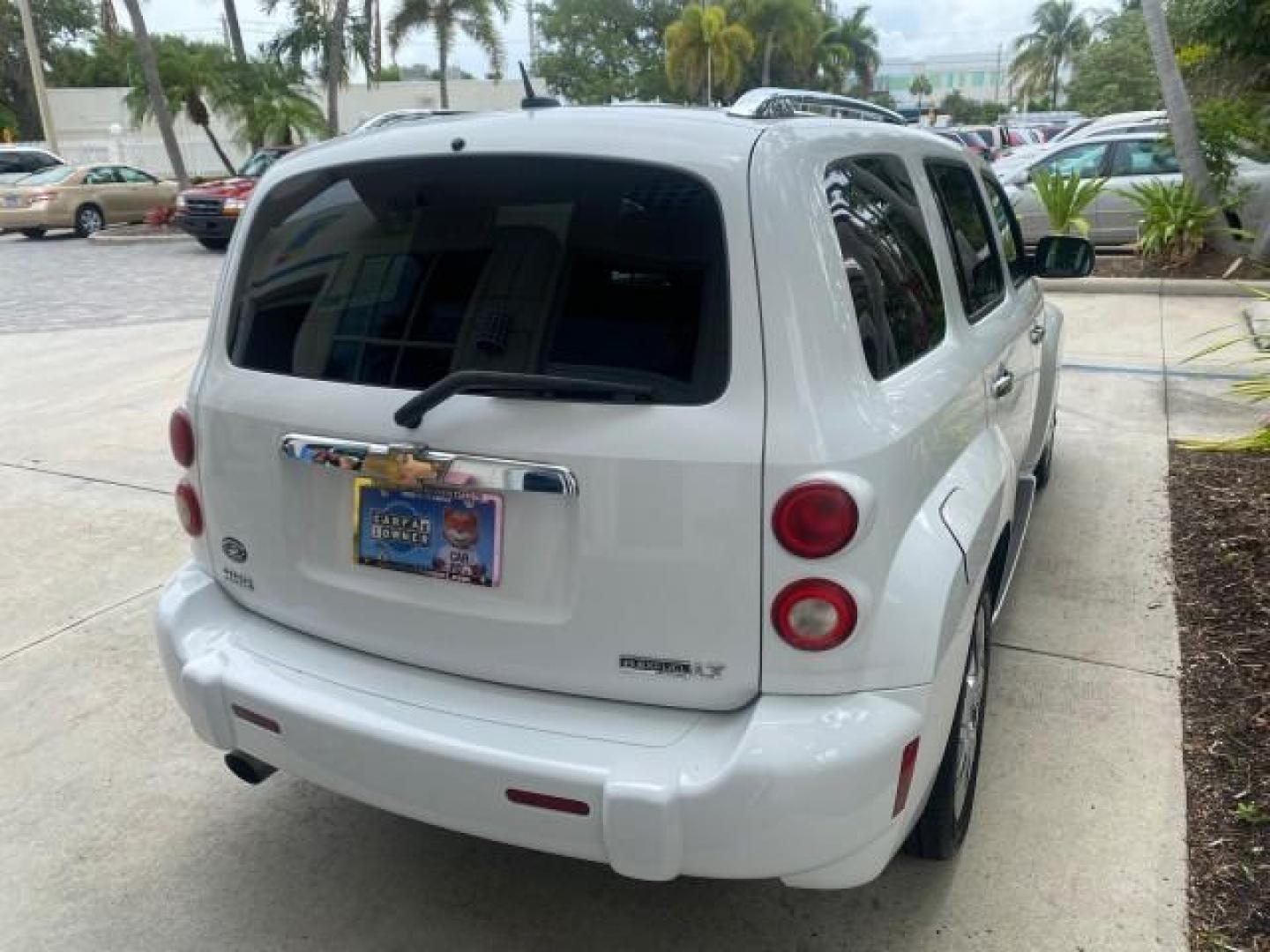 2011 Arctic Ice /Gray Chevrolet HHR LT w/2LT (3GNBACFU5BS) with an Ecotec 2.4L VVT DOHC 4-Cyl SFI E85 Engine engine, Automatic transmission, located at 4701 North Dixie Hwy, Pompano Beach, FL, 33064, (954) 422-2889, 26.240938, -80.123474 - OUR WEBPAGE FLORIDACARS1.COM HAS OVER 100 PHOTOS AND FREE CARFAX LINK 2011 CHEVROLET HHR LT VIN: 3GNBACFU5BS503687 3 G N B A C F U 5 B S 5 0 3 6 8 7 4 DOOR WAGON/SPORT UTILITY 2.4L I4 F DOHC 16V FLEX FUEL FRONT WHEEL DRIVE Highlighted Features Cloth Seats Air Conditioning AM/FM Stereo Power Mirrors - Photo#71