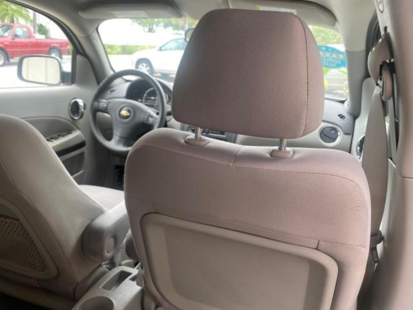 2011 Arctic Ice /Gray Chevrolet HHR LT w/2LT (3GNBACFU5BS) with an Ecotec 2.4L VVT DOHC 4-Cyl SFI E85 Engine engine, Automatic transmission, located at 4701 North Dixie Hwy, Pompano Beach, FL, 33064, (954) 422-2889, 26.240938, -80.123474 - OUR WEBPAGE FLORIDACARS1.COM HAS OVER 100 PHOTOS AND FREE CARFAX LINK 2011 CHEVROLET HHR LT VIN: 3GNBACFU5BS503687 3 G N B A C F U 5 B S 5 0 3 6 8 7 4 DOOR WAGON/SPORT UTILITY 2.4L I4 F DOHC 16V FLEX FUEL FRONT WHEEL DRIVE Highlighted Features Cloth Seats Air Conditioning AM/FM Stereo Power Mirrors - Photo#91